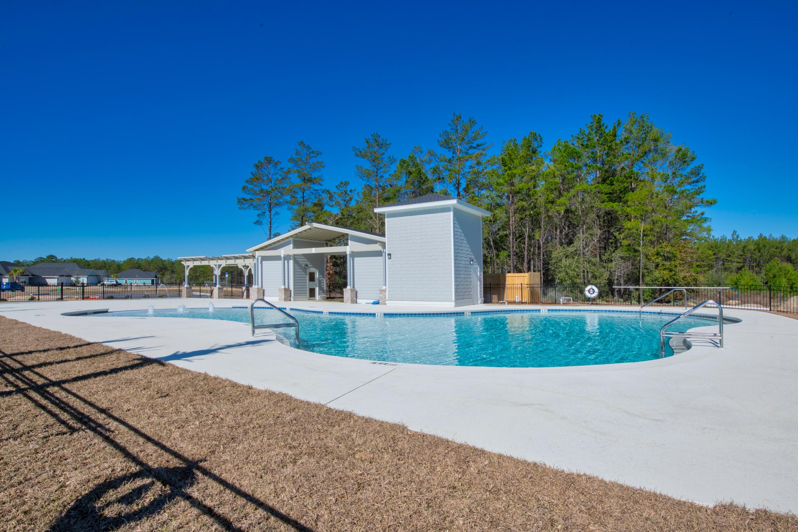 CROSS CREEK - Residential