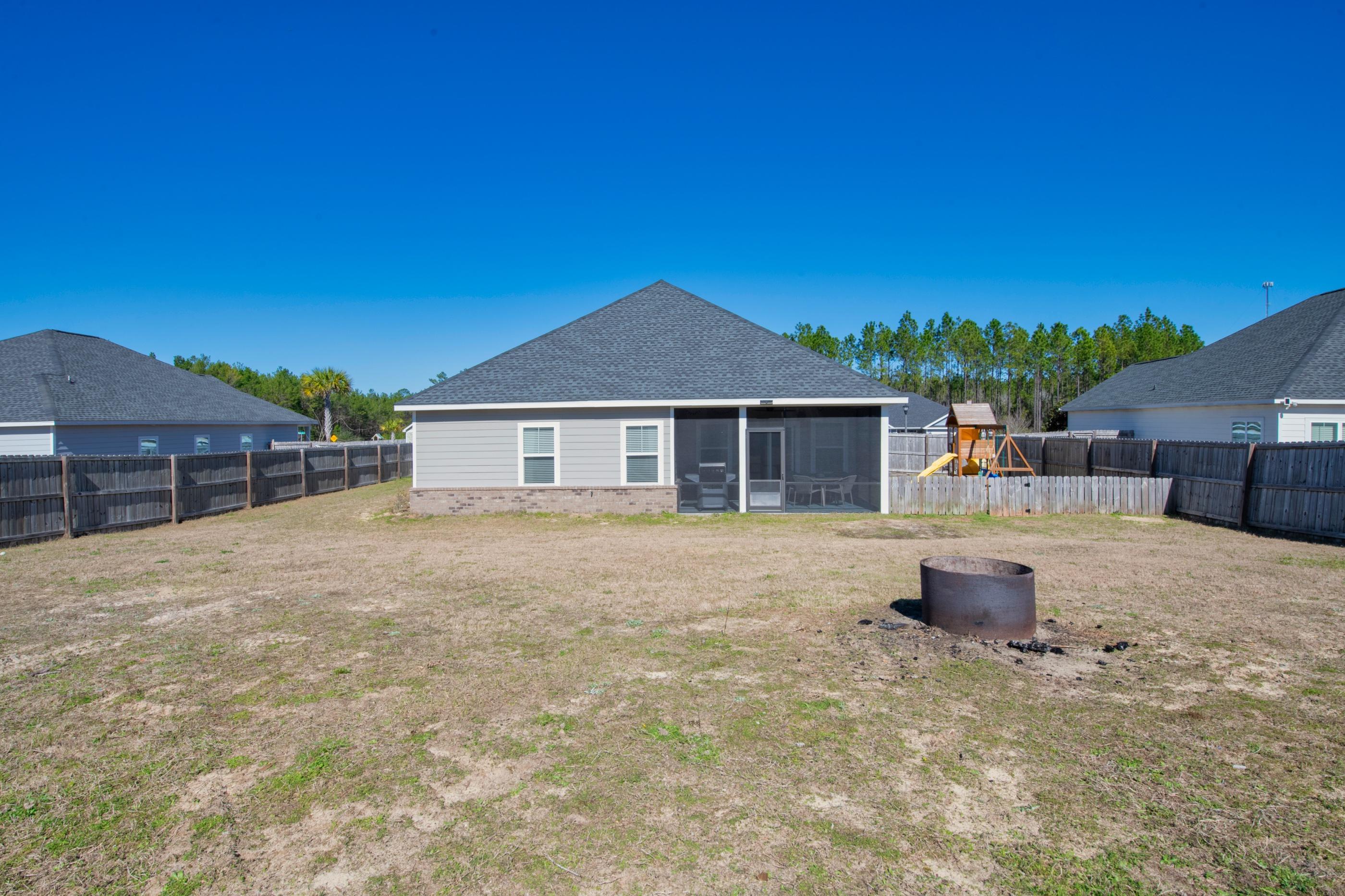 CROSS CREEK - Residential