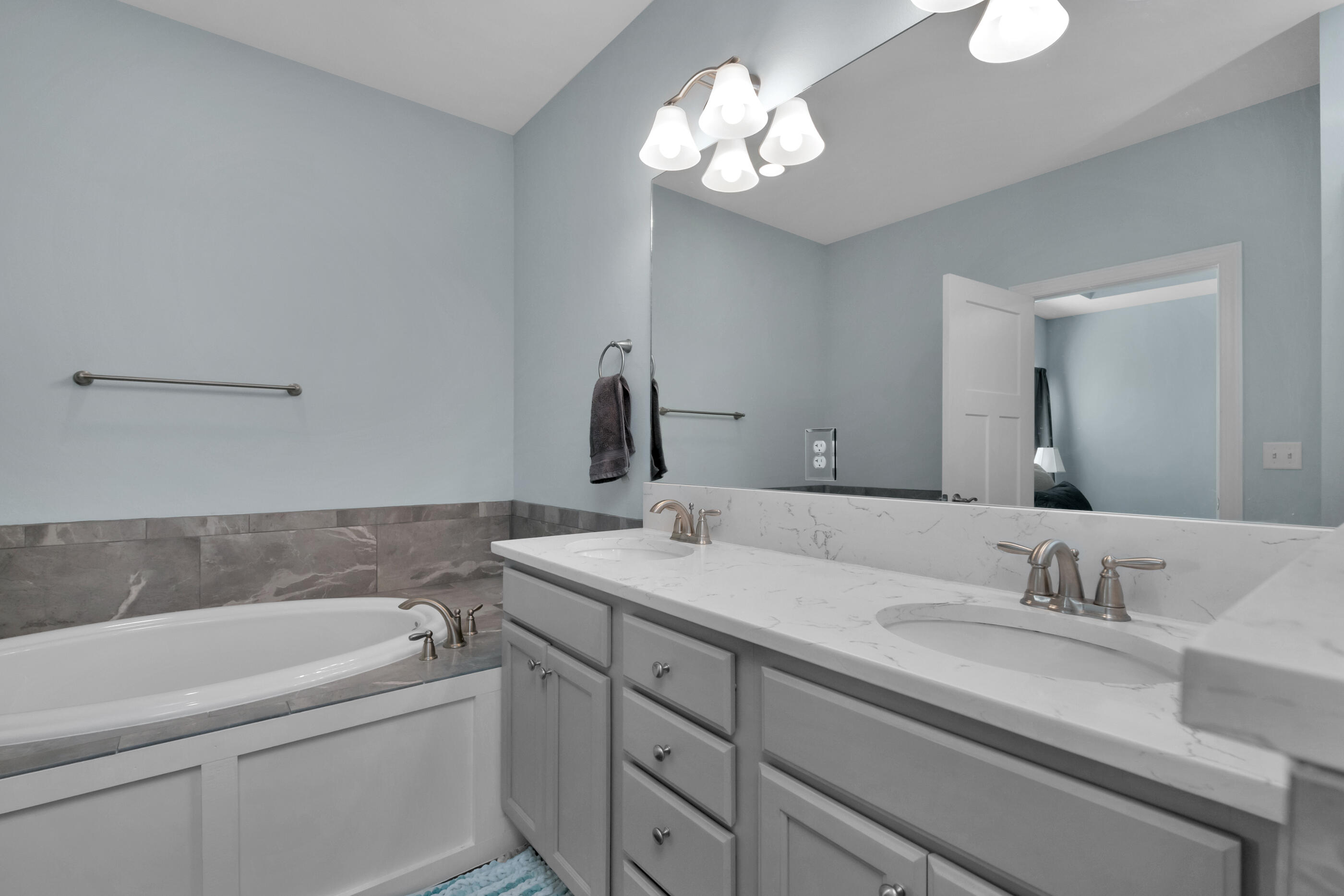 CROSS CREEK - Residential