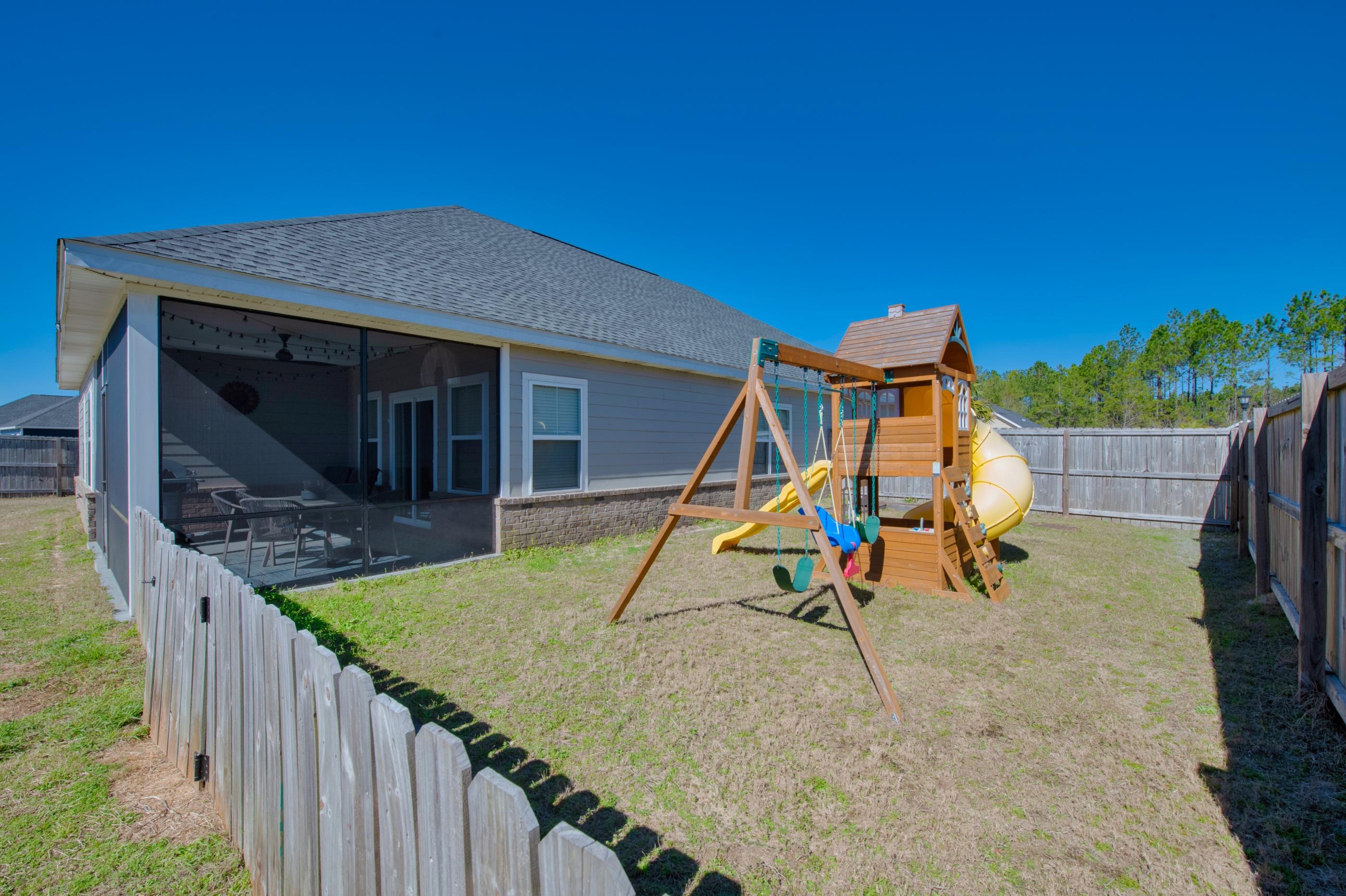 CROSS CREEK - Residential