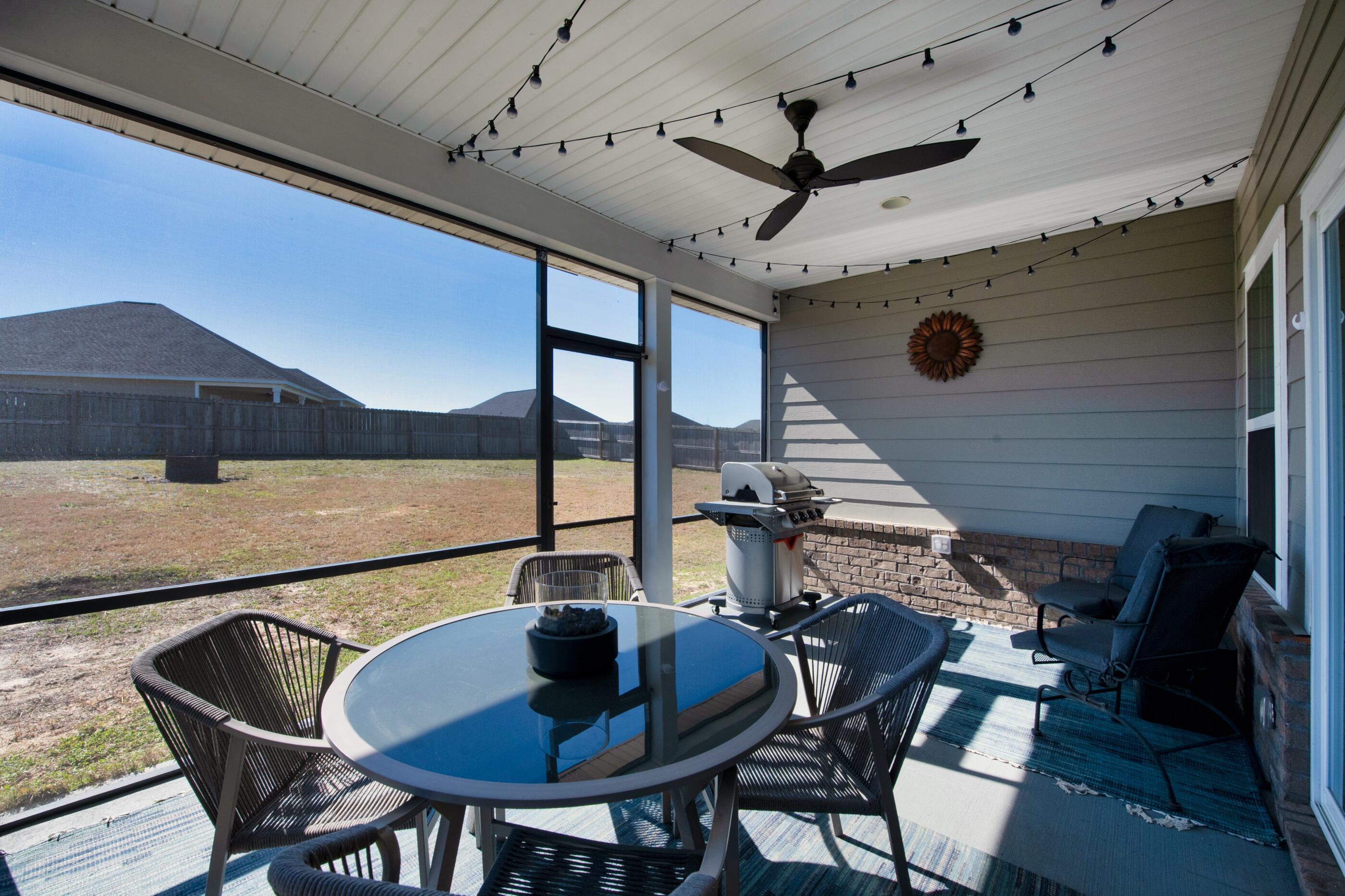 CROSS CREEK - Residential