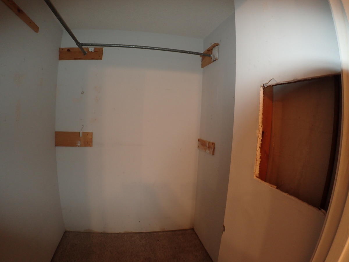 SOUTH POINTE EST. - Residential