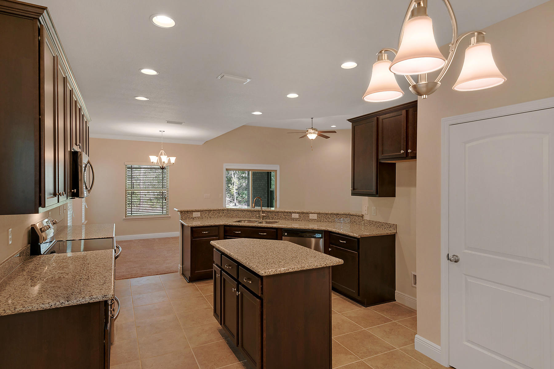 HAMMOCK BAY - Residential