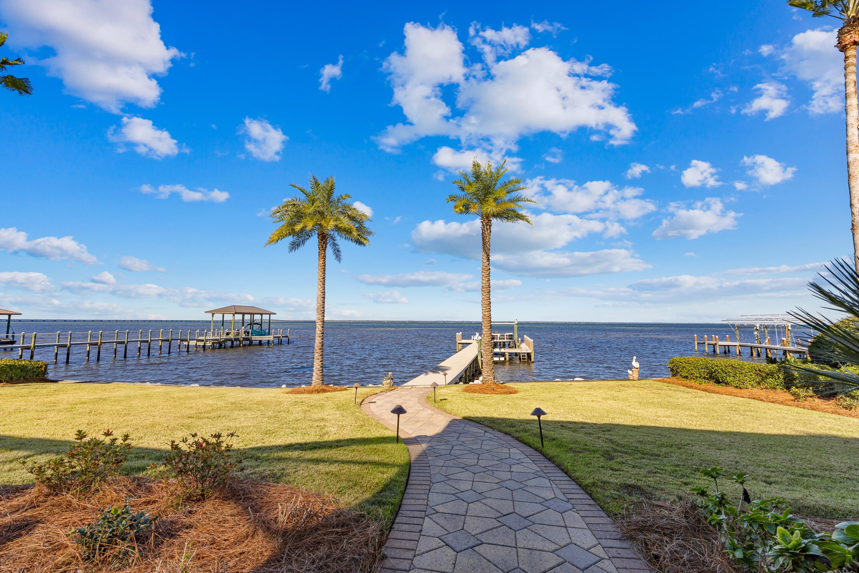 REGATTA BAY PH 1 - Residential