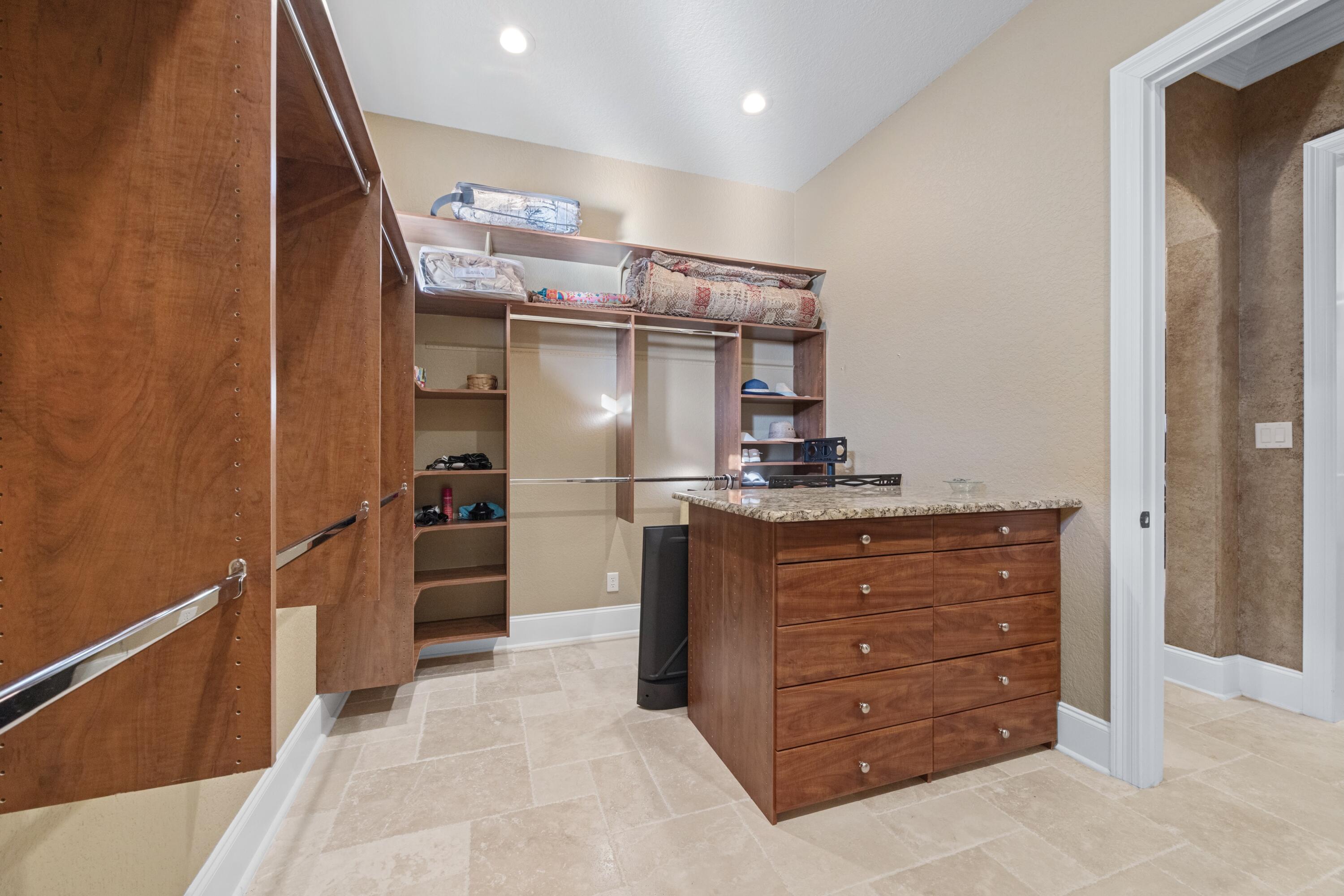 REGATTA BAY PH 1 - Residential