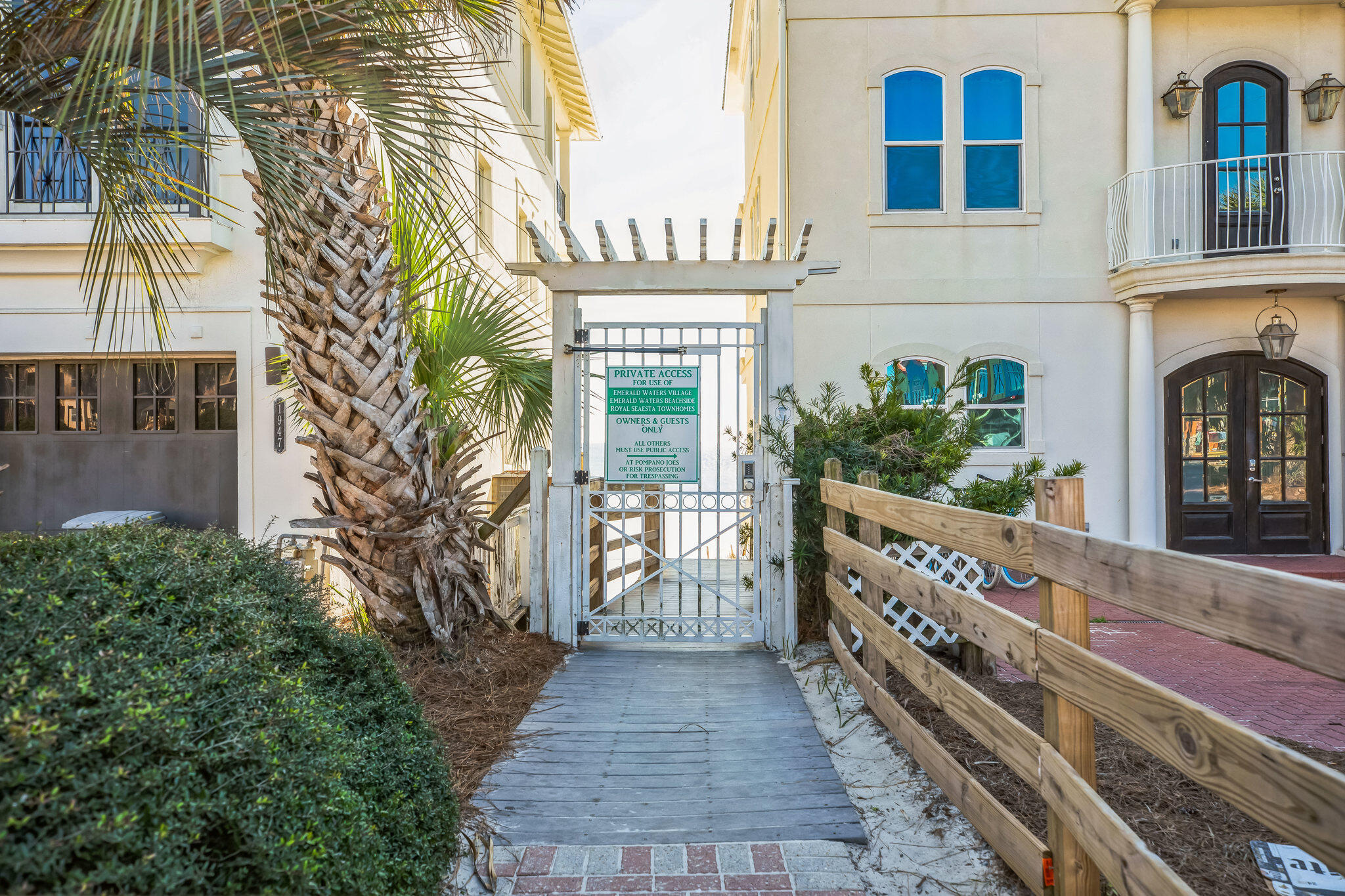 Emerald Waters - Residential