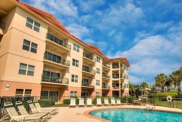 Emerald Waters - Residential