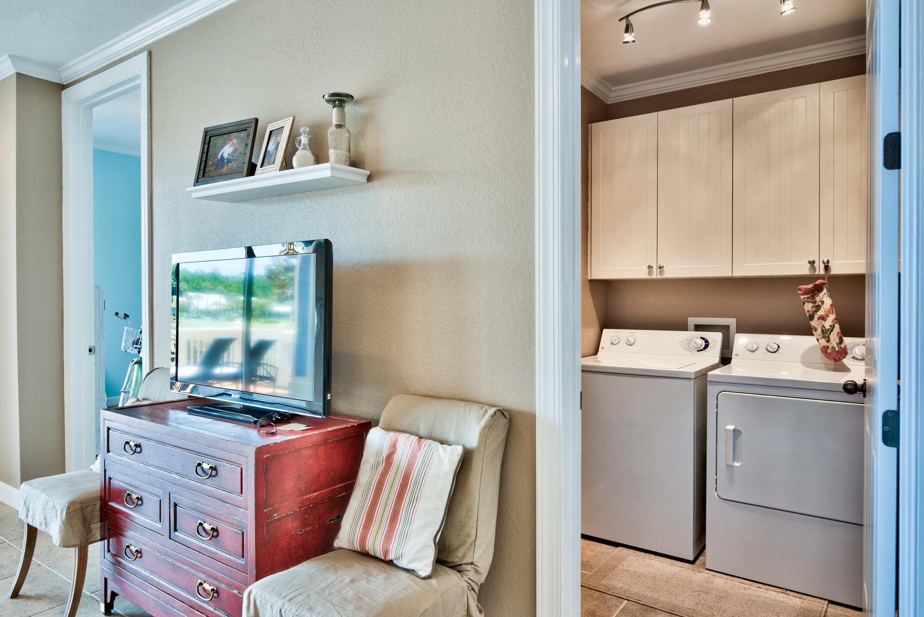 CRYSTAL COVE - Residential