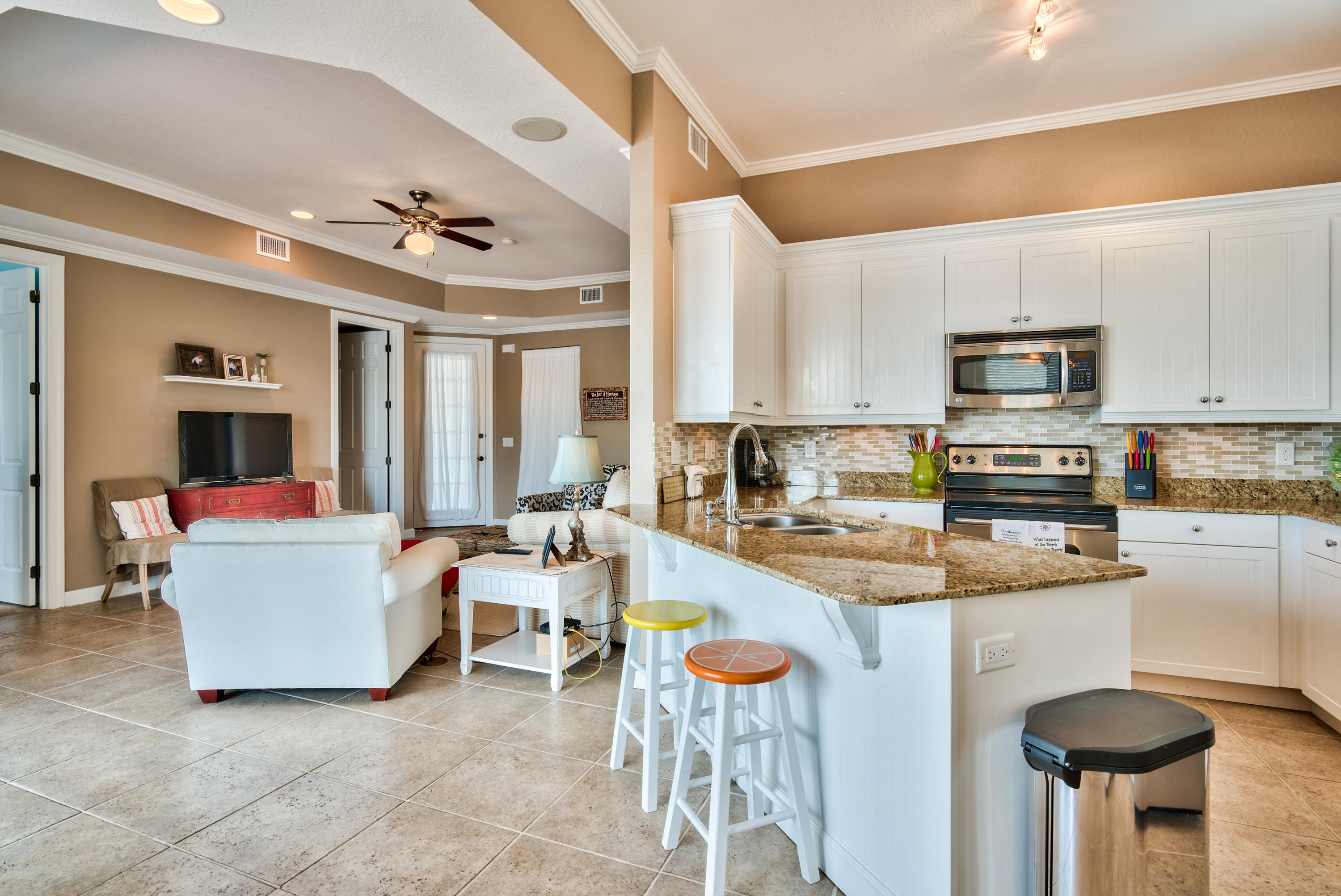 CRYSTAL COVE - Residential