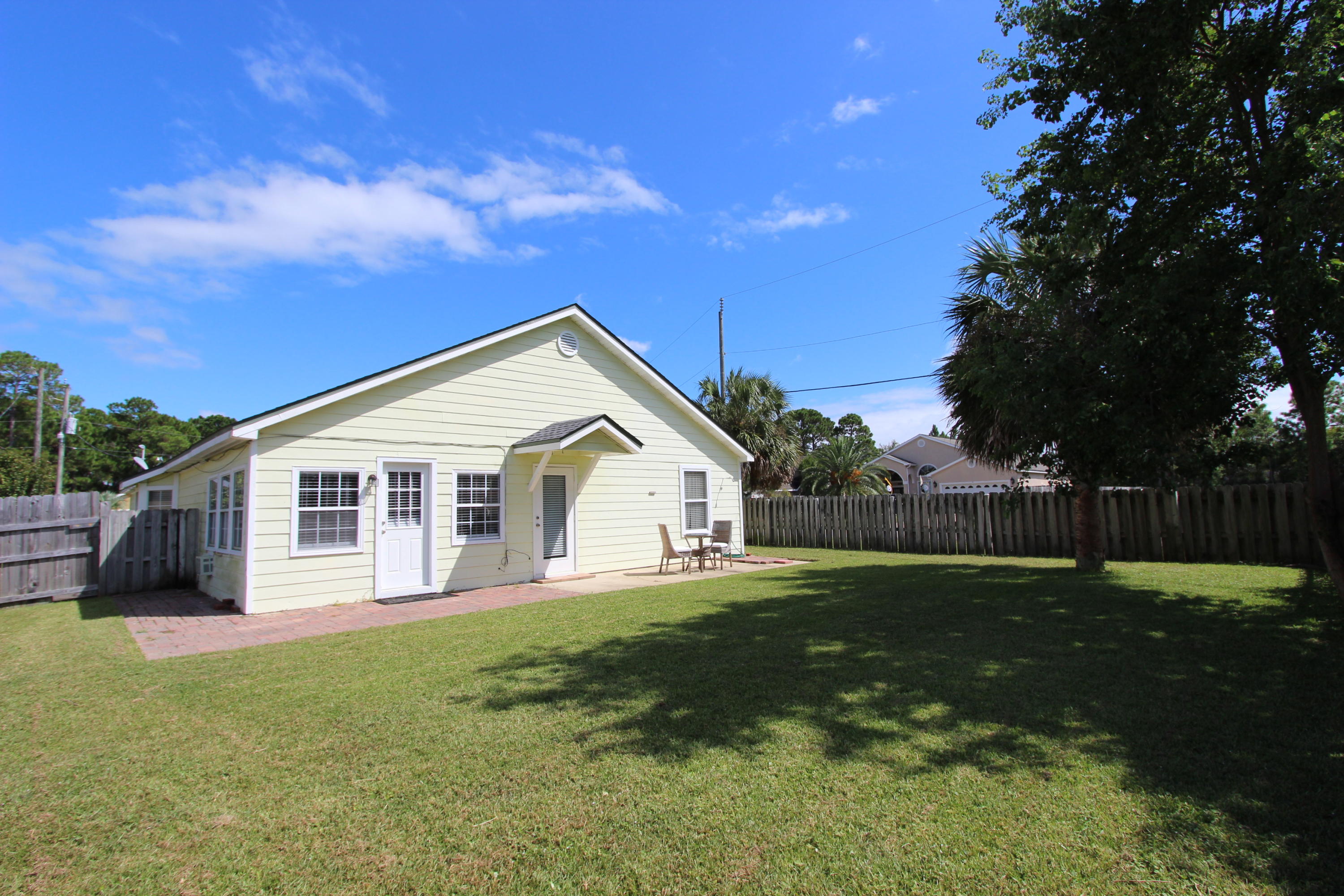 HIDDEN HARBOR ESTATES - Residential