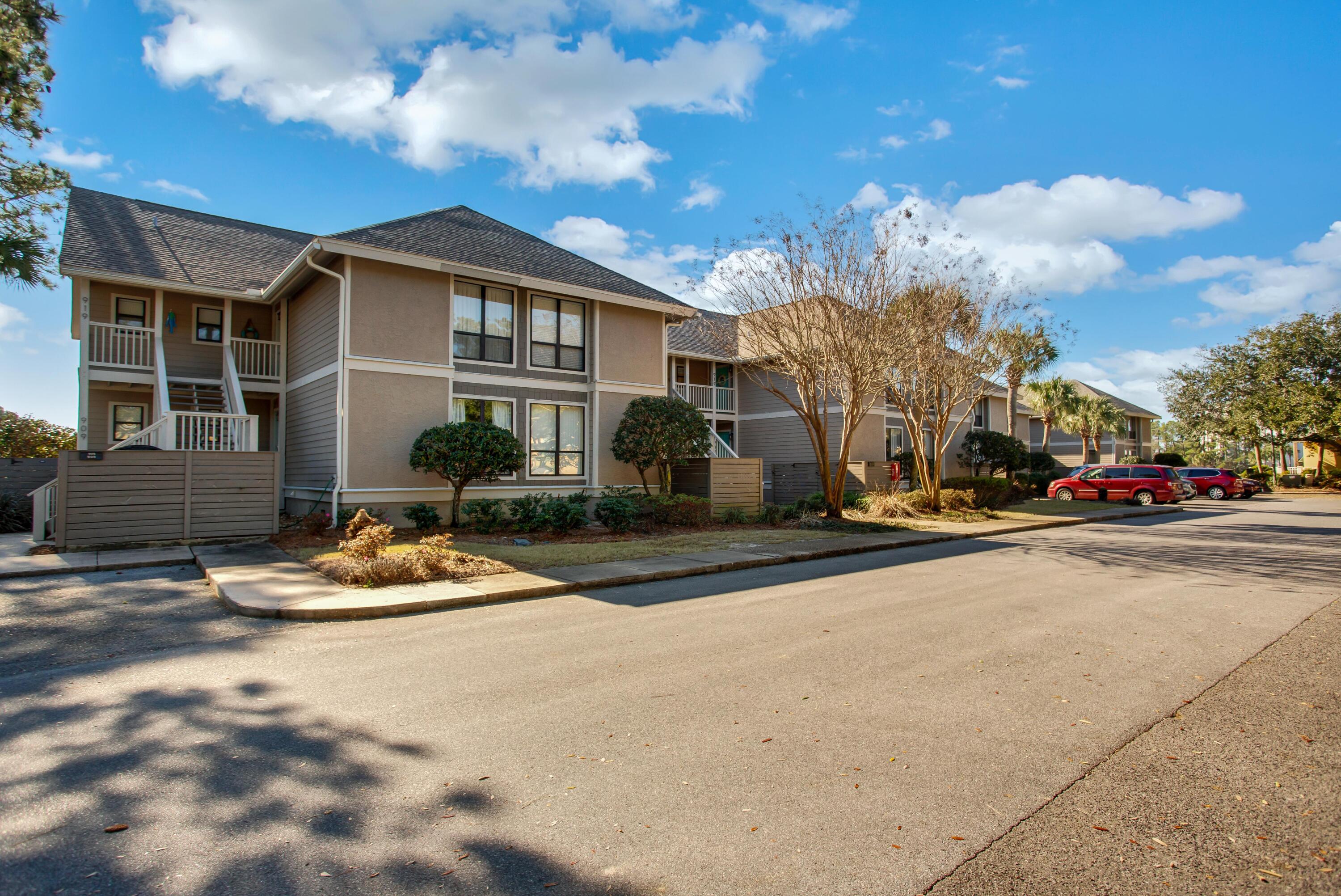 HARBOUR POINT CONDO
Sandestin Golf and Beach Resort - Residential