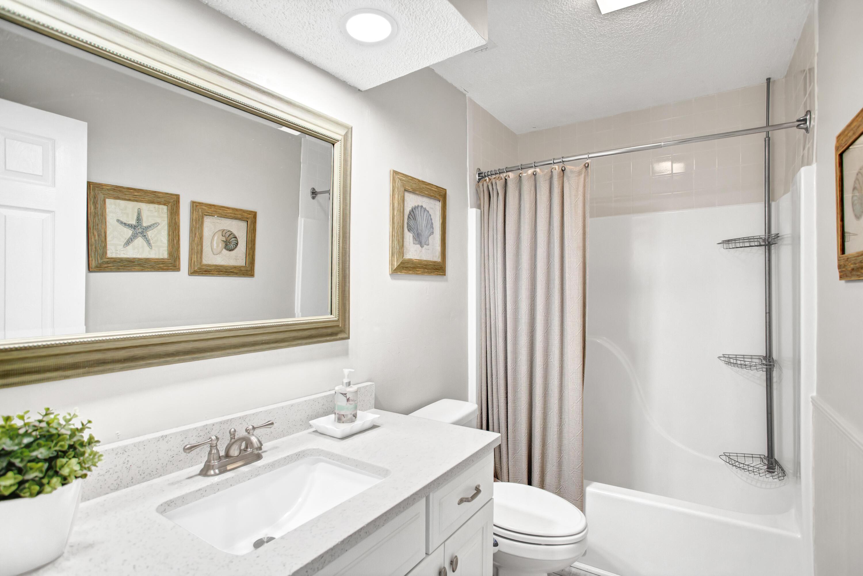 HARBOUR POINT CONDO
Sandestin Golf and Beach Resort - Residential