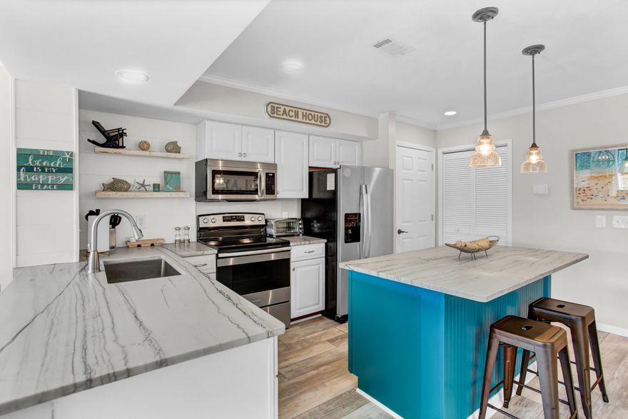 Beautifully Updated Coastal Chic Condo! New HVAC 2015, new water heater 2017 and all poly pipes replaced 2022. Also enjoy quartz countertops, new furnishings, flooring and décor, stainless steel appliances and gorgeous southern views over the lake and golf course! Do not miss seeing this spacious beautiful two-bedroom two bath condo with walk-in closet in Master. The views from the balcony are stunning! Short list for golf cart parking.

Sandestin lifestyle, we invite owners to explore amenities that make Sandestin special. The listing brokerage and seller(s) are presenting the buyer(s) of this property with (2) 90-minute rounds of Tennis court time, a golf foursome at one of our three championship courses, and a round of golf for up to four (4) players Burnt Pine Golf C Sandestin Golf and Beach Resort features more than seven miles of beaches and pristine bay front, four championship golf courses, 15 world-class tennis courts, a 226-slip marina, a fitness center, spa and celebrity chef dining. Shop, dine and play at the charming pedestrian village, The Village of Baytowne Wharf and more. Inside the gates of the resort, residents enjoy a balanced lifestyle of high-class living, spanning the 2,400 acres from the beach to the bay. Everything within the gates of the resort is accessible by golf cart or bicycle. The entire resort is interconnected by miles of pedestrian, bike and golf cart paths that weave through groves of live oaks, meandering past natural lagoons, fountains, man-made lakes, and meticulously landscaped fairways.