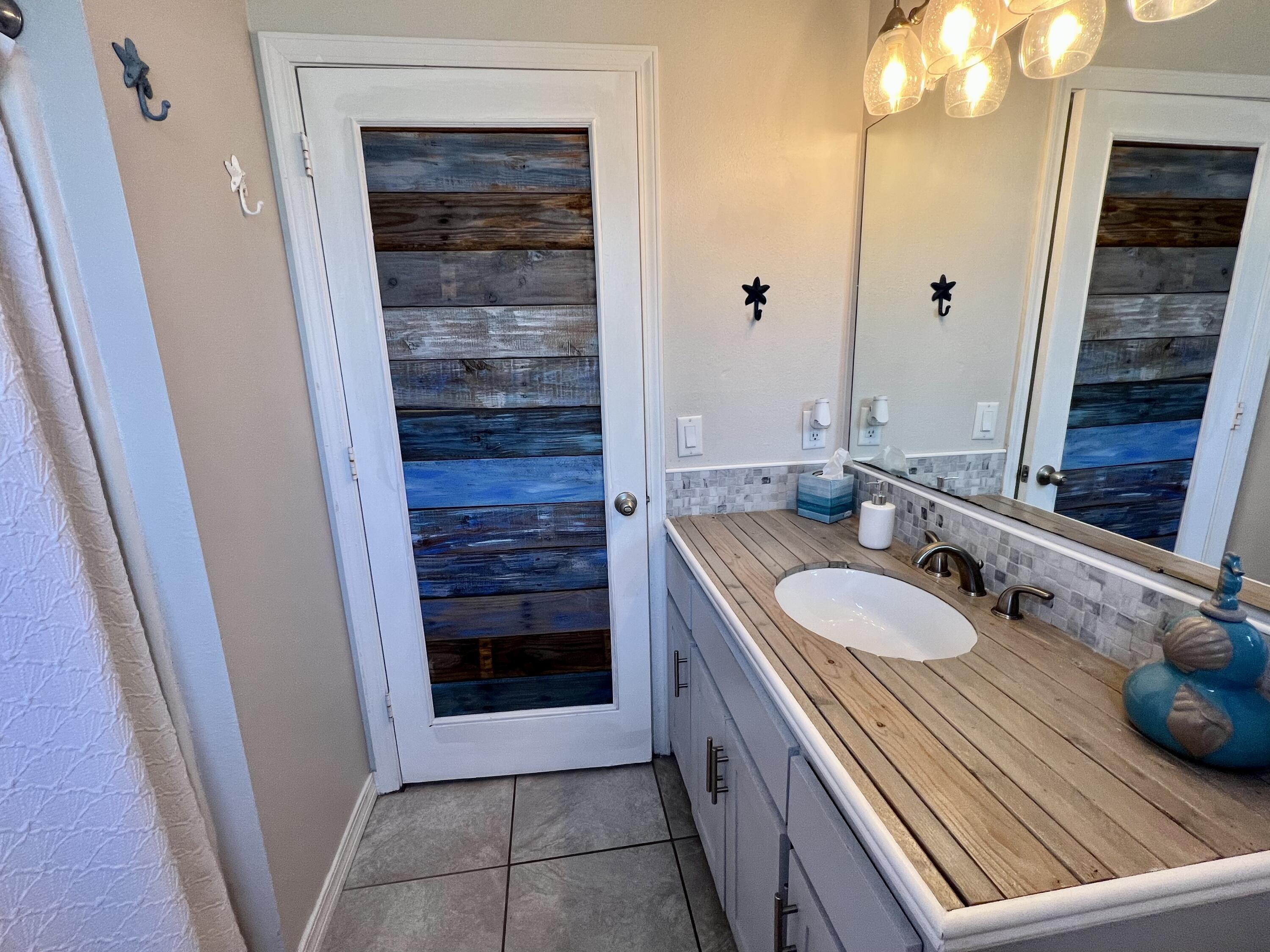 NAVARRE FIRST ADD - Residential