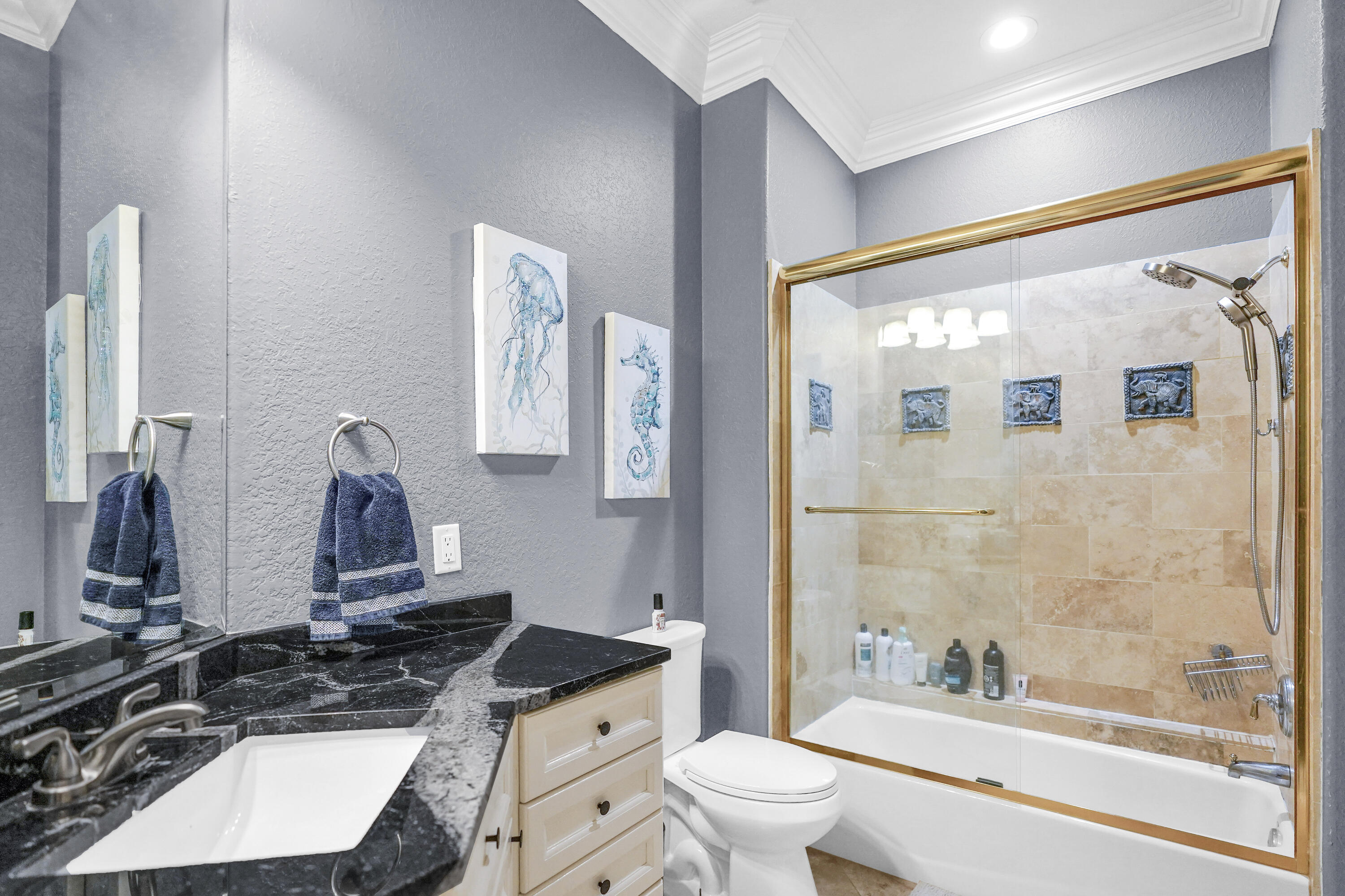 TRANQUIL HARBOR - Residential