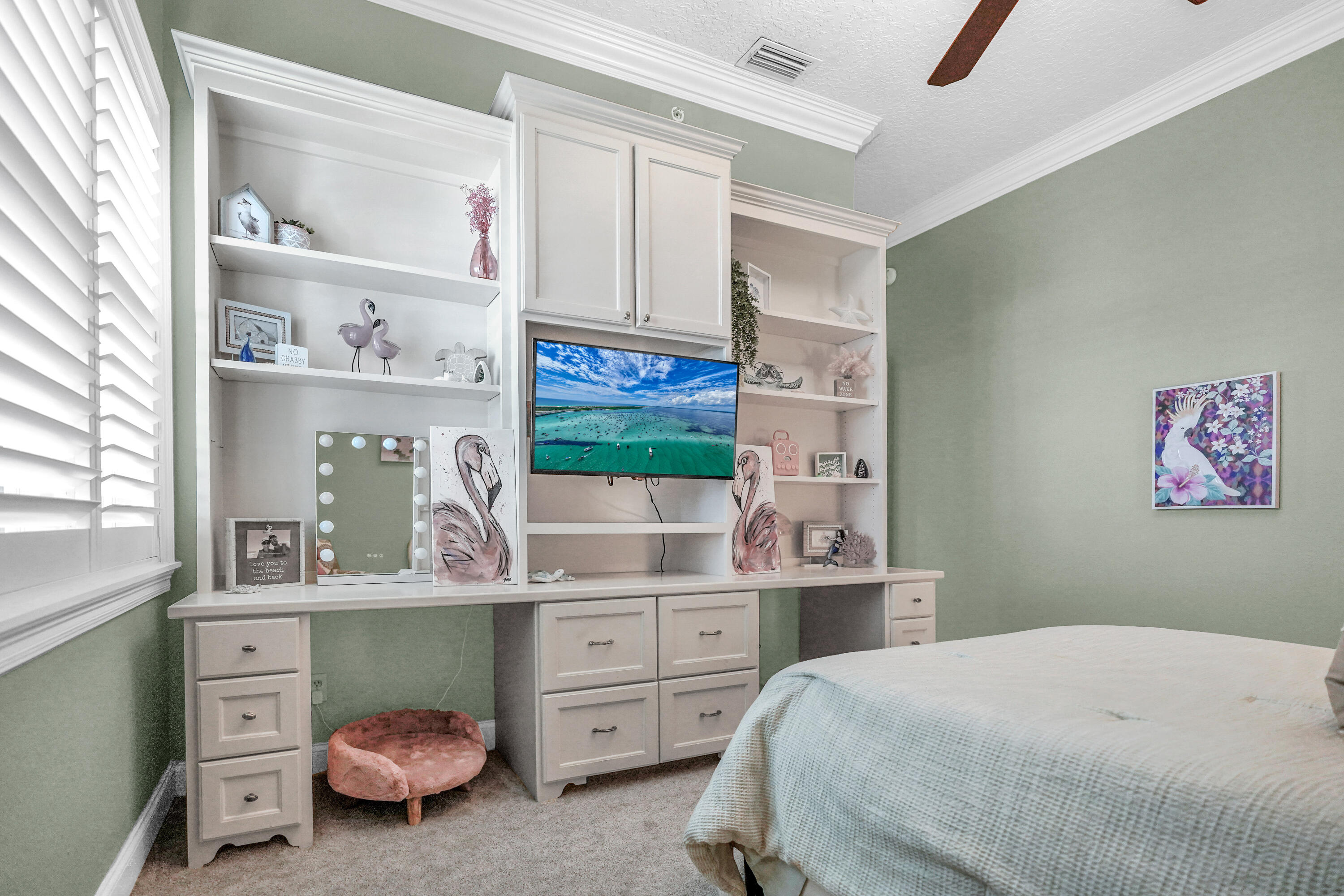 TRANQUIL HARBOR - Residential