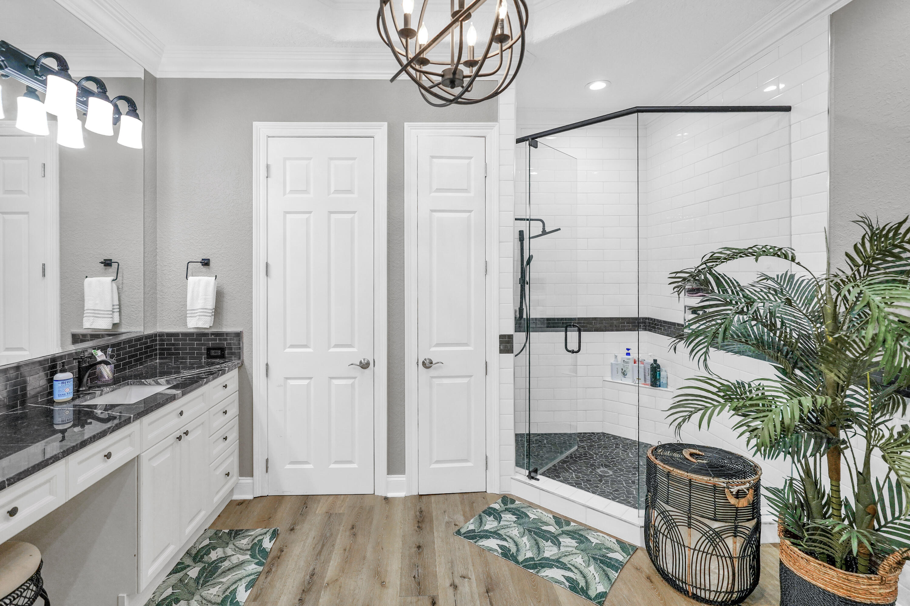 TRANQUIL HARBOR - Residential