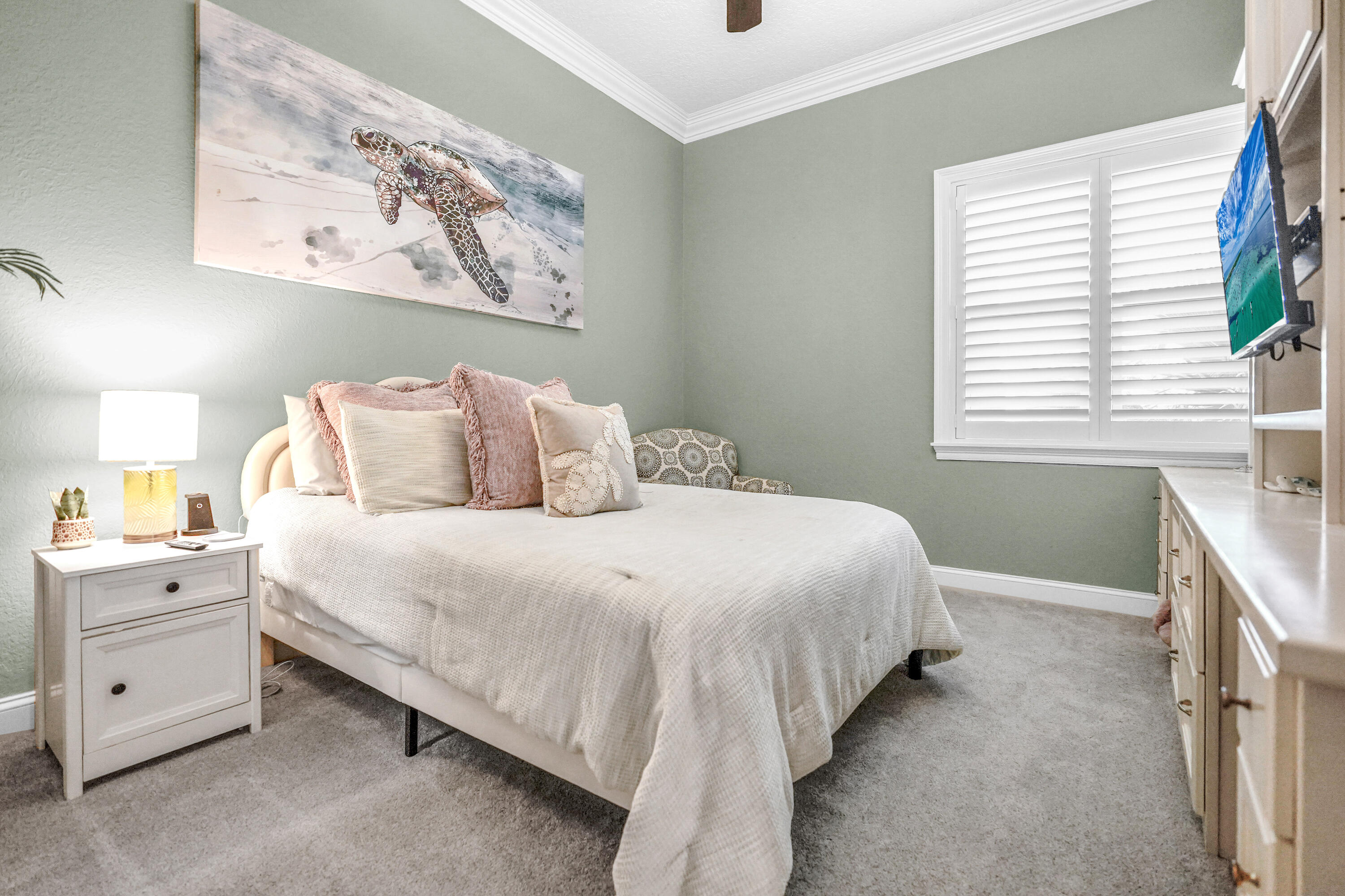 TRANQUIL HARBOR - Residential