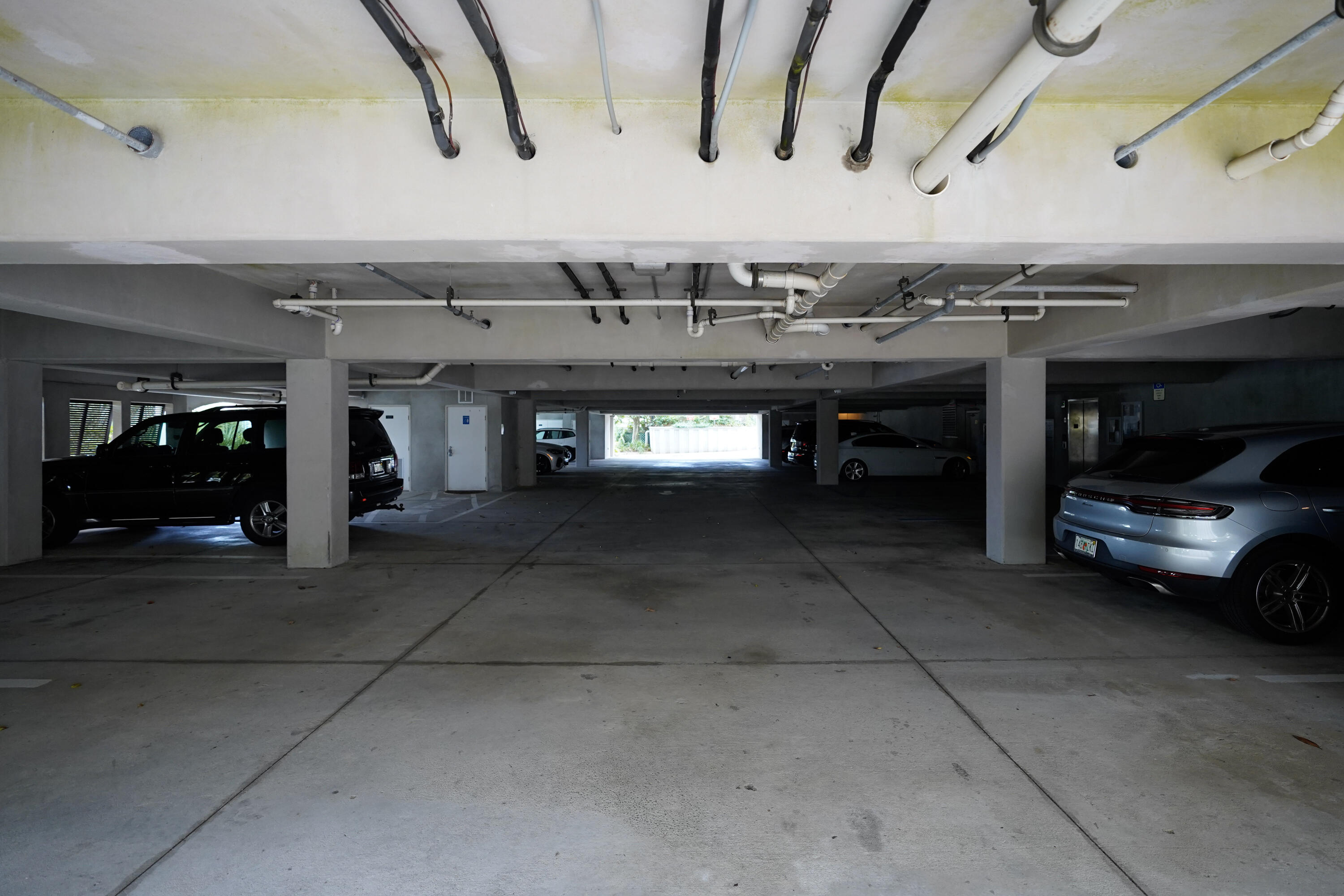 TRANQUIL HARBOR - Residential