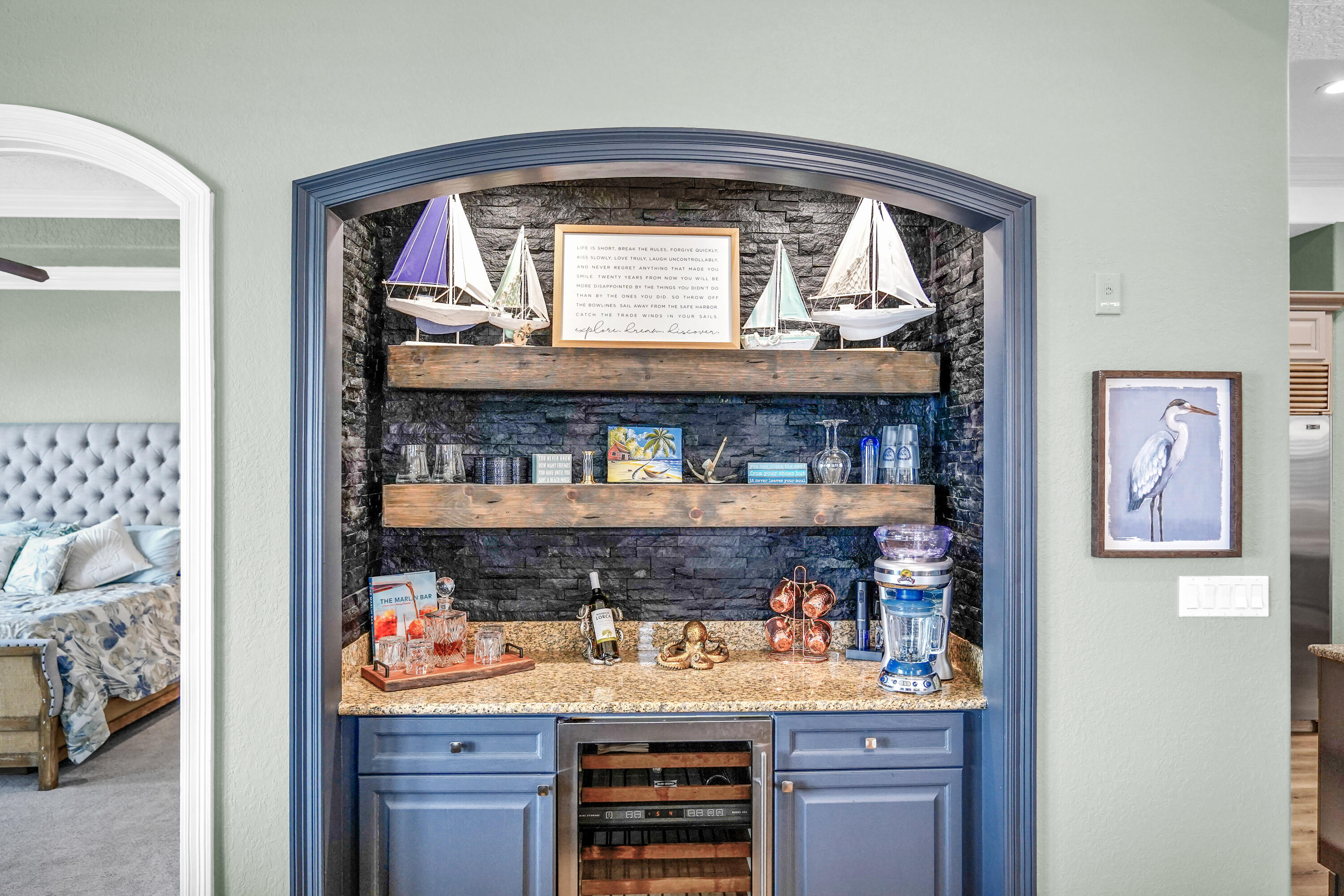 TRANQUIL HARBOR - Residential