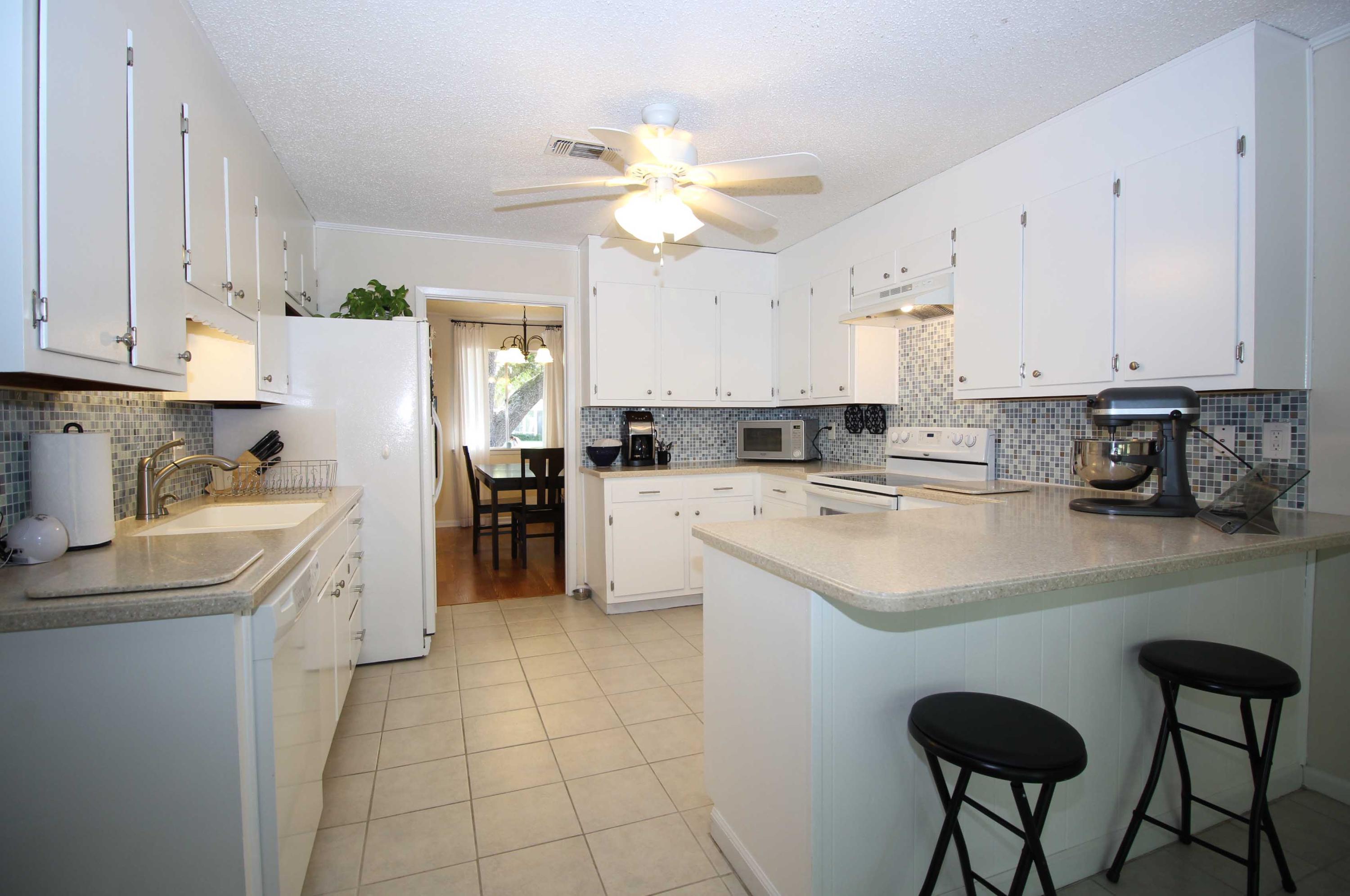 KENWOOD S/D 3RD ADDN - Residential