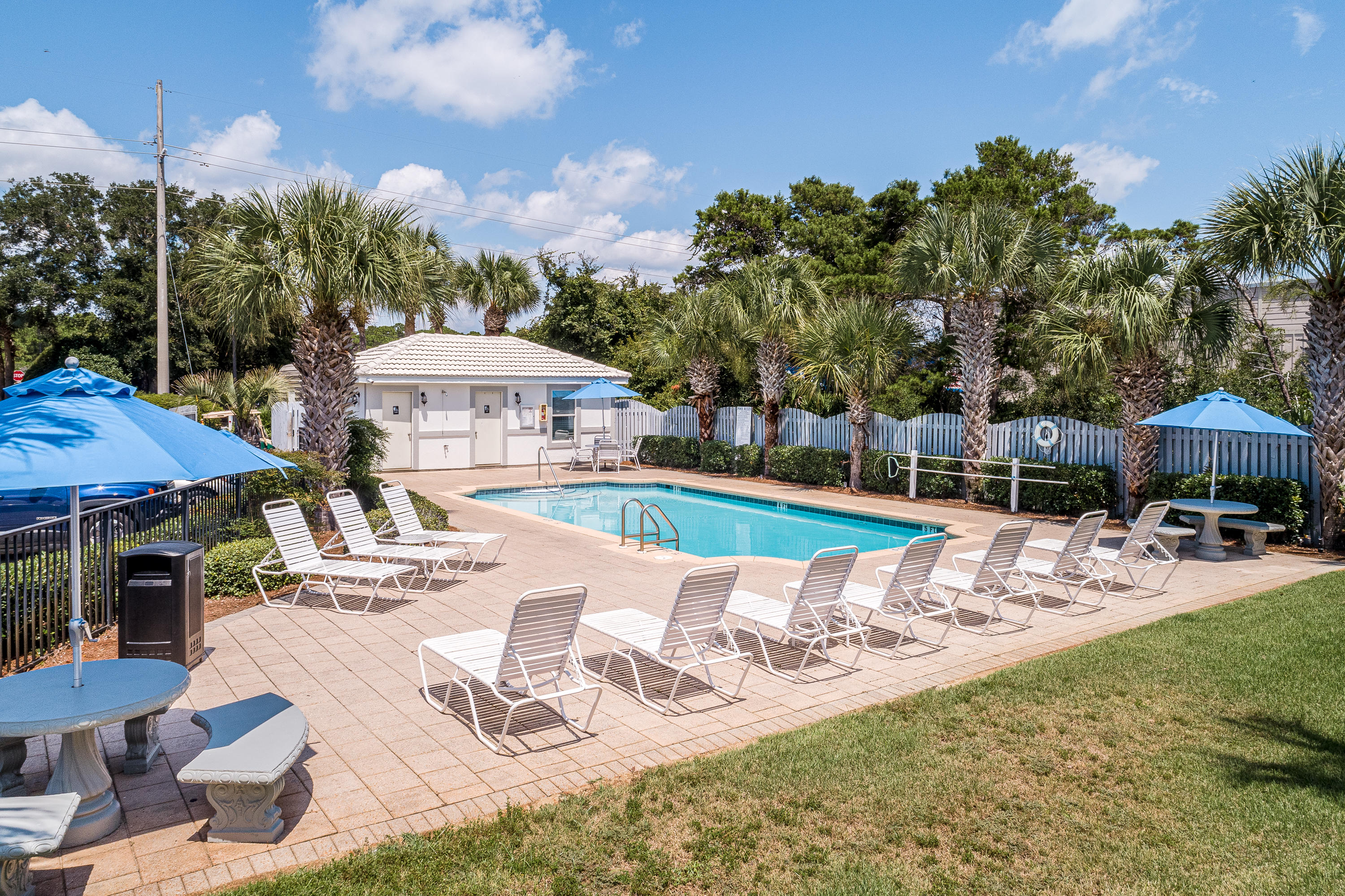 EMERALD SHORES OF SOUTH WALTON - Residential