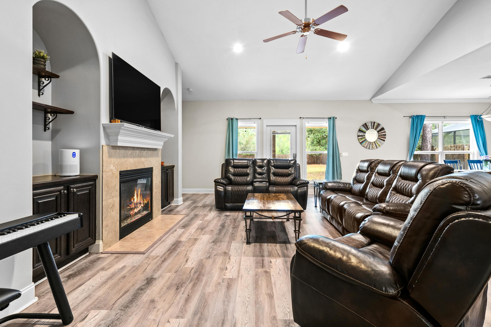 HAMMOCK BAY - Residential