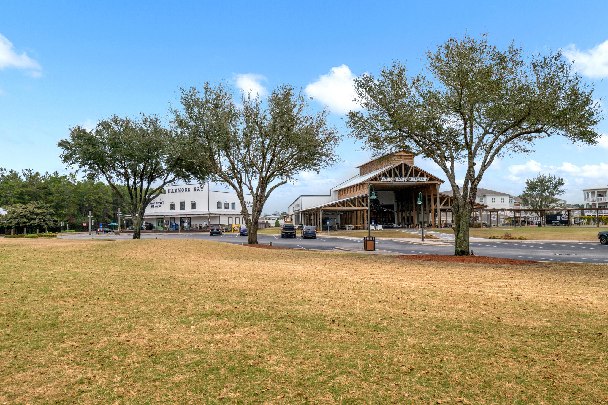 HAMMOCK BAY - Residential