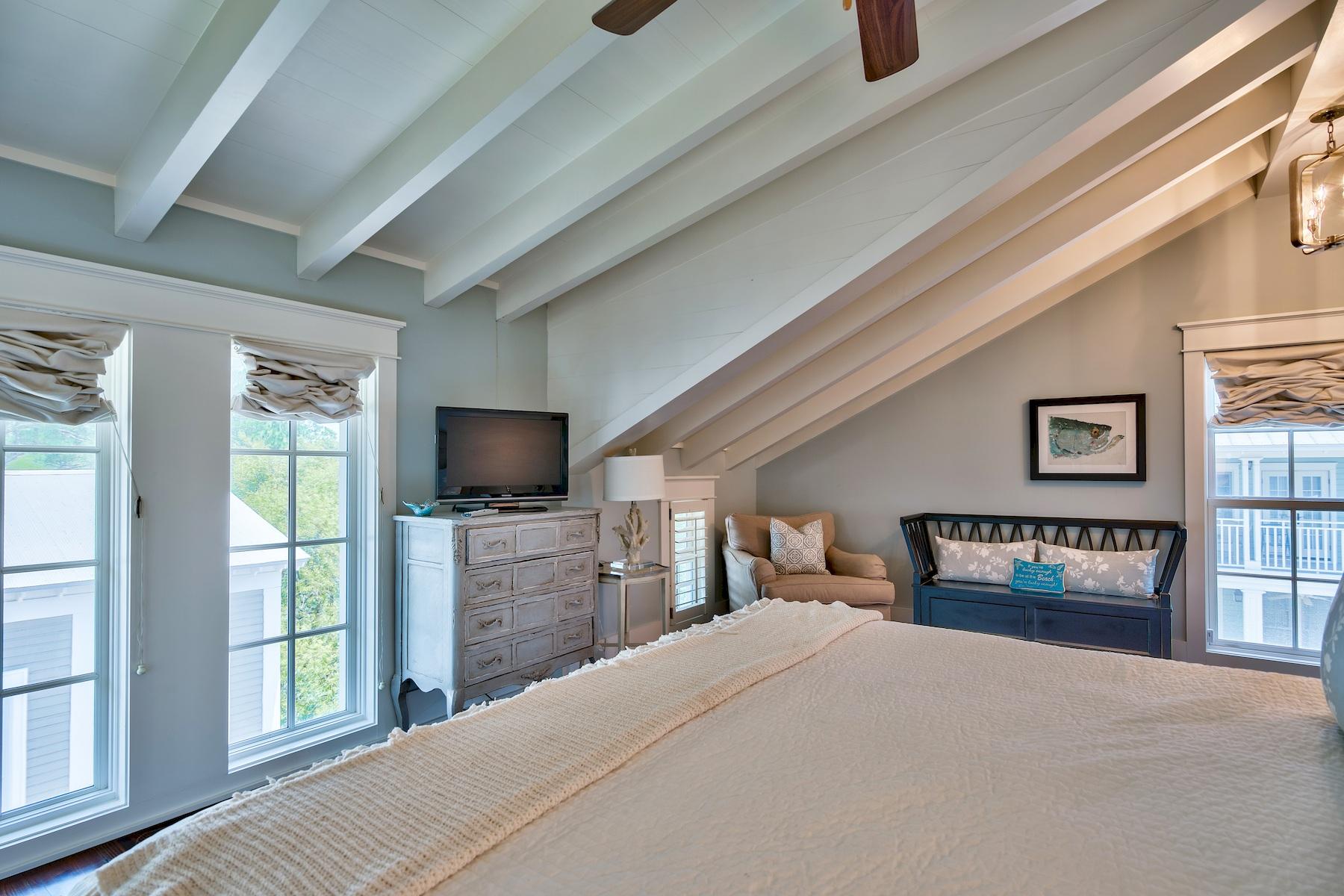 SEASIDE 15 - Residential