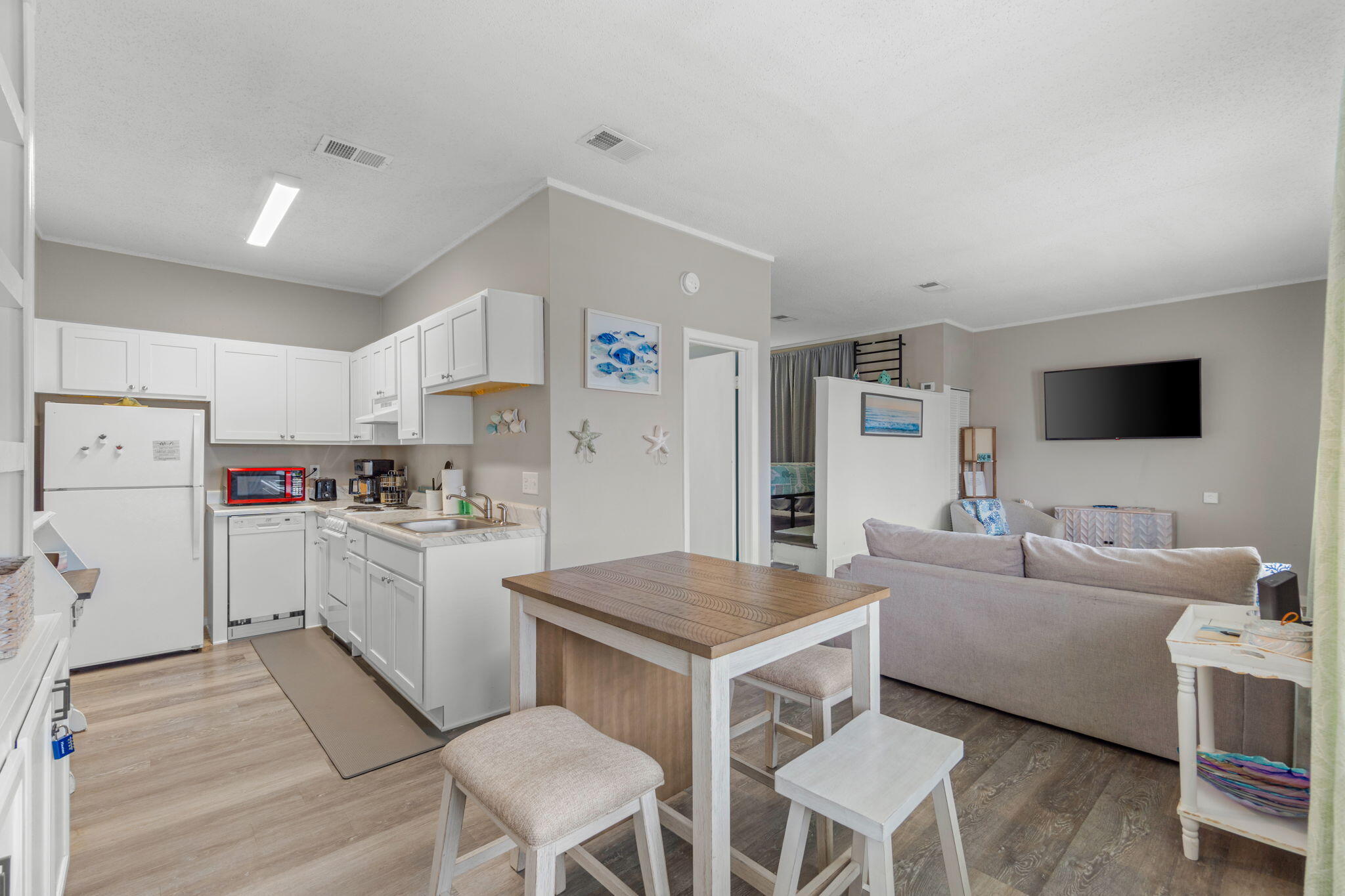 ISLAND ISLA CONDO - Residential