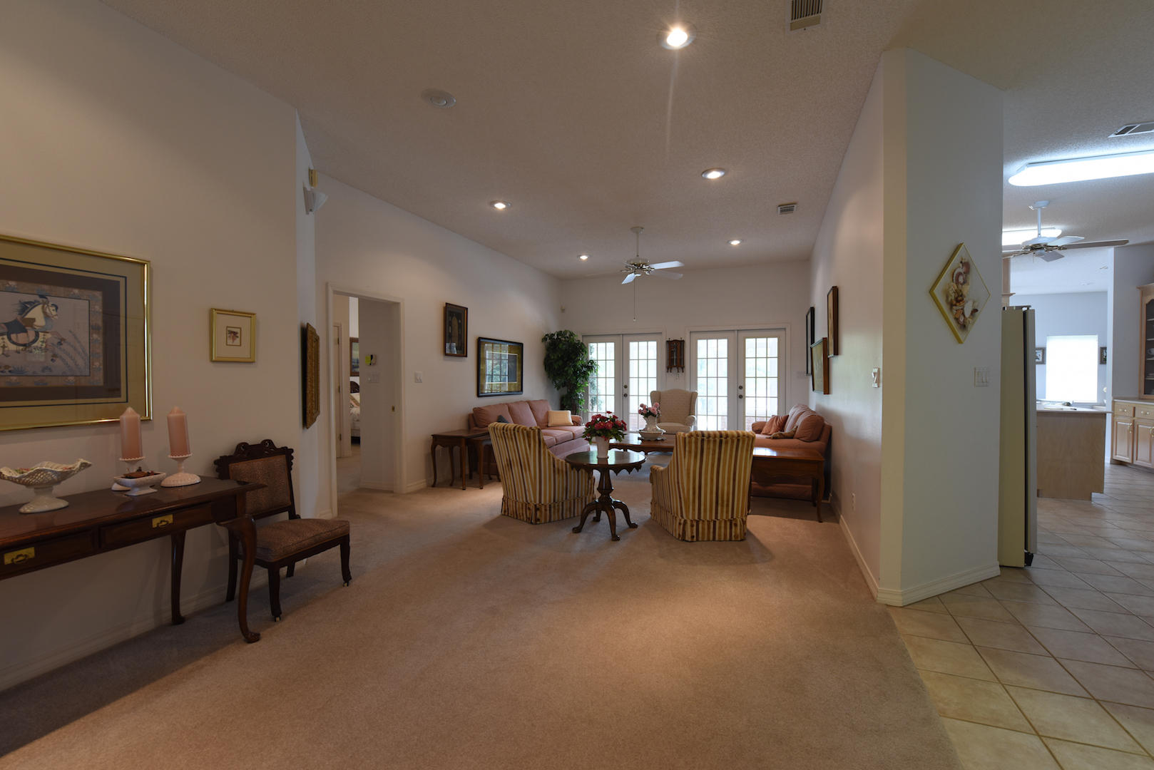 HAPPY HOLLOW - Residential