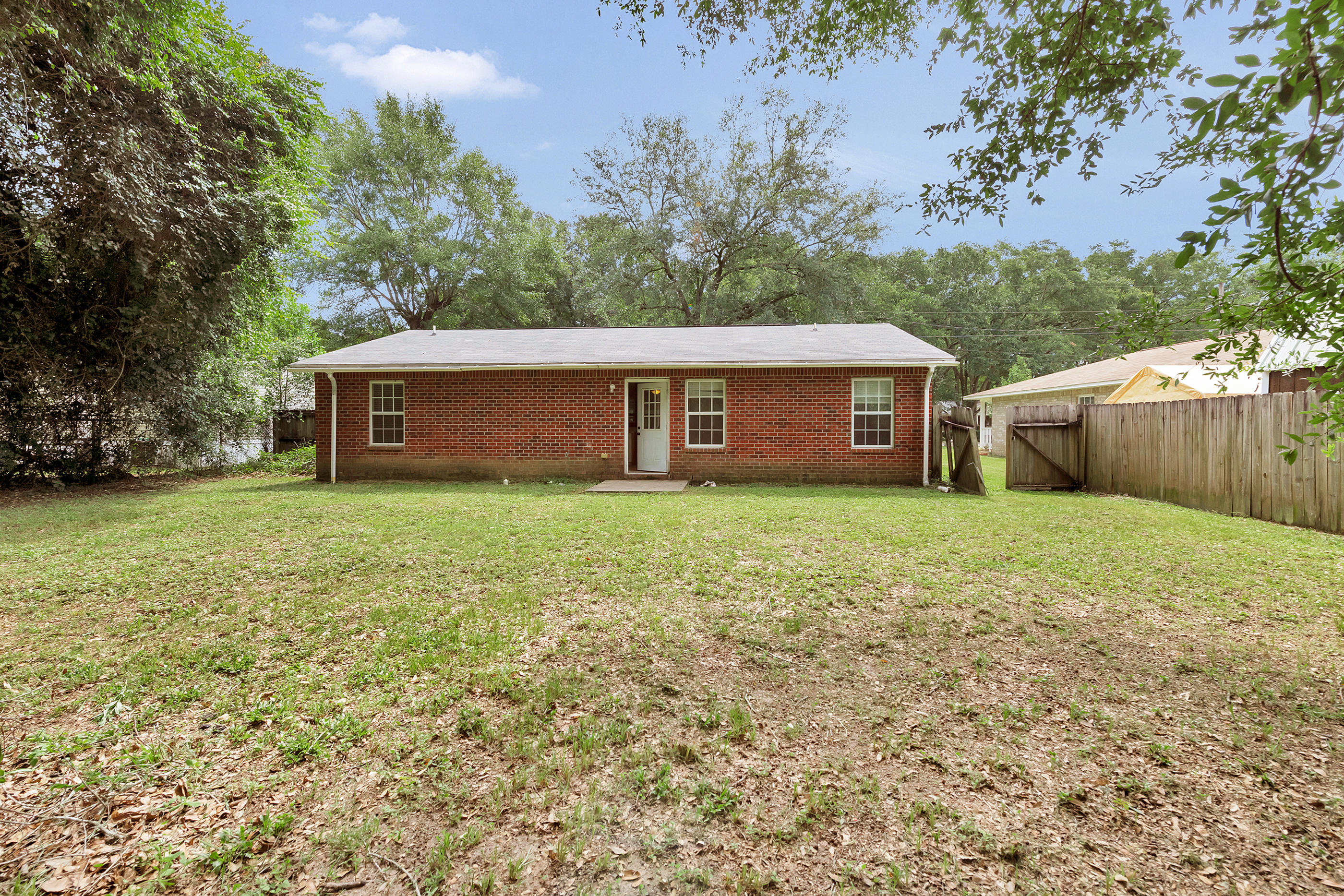 NONESUCH WAY - Residential