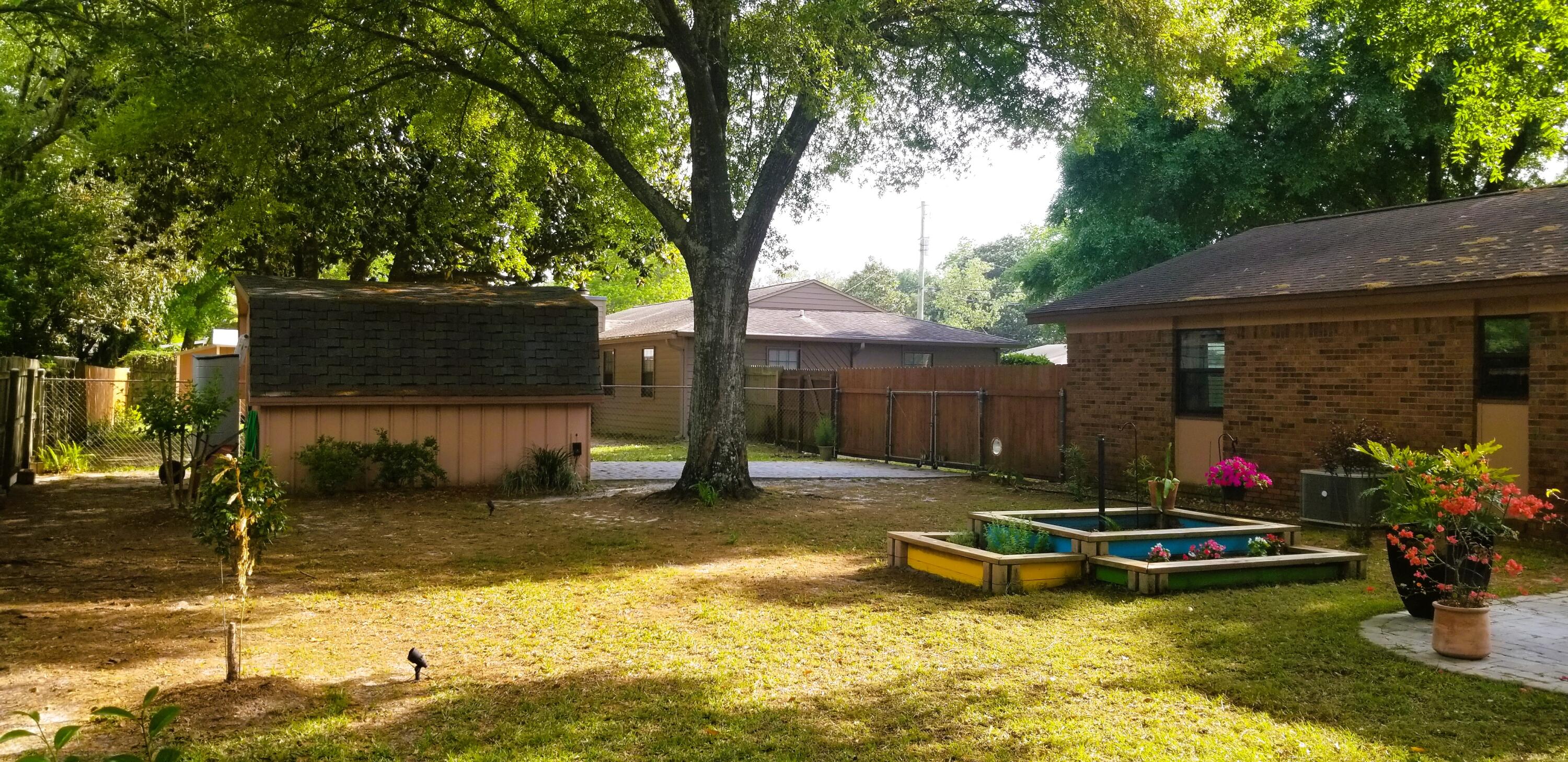 EASTWOOD 8TH ADDN - Residential