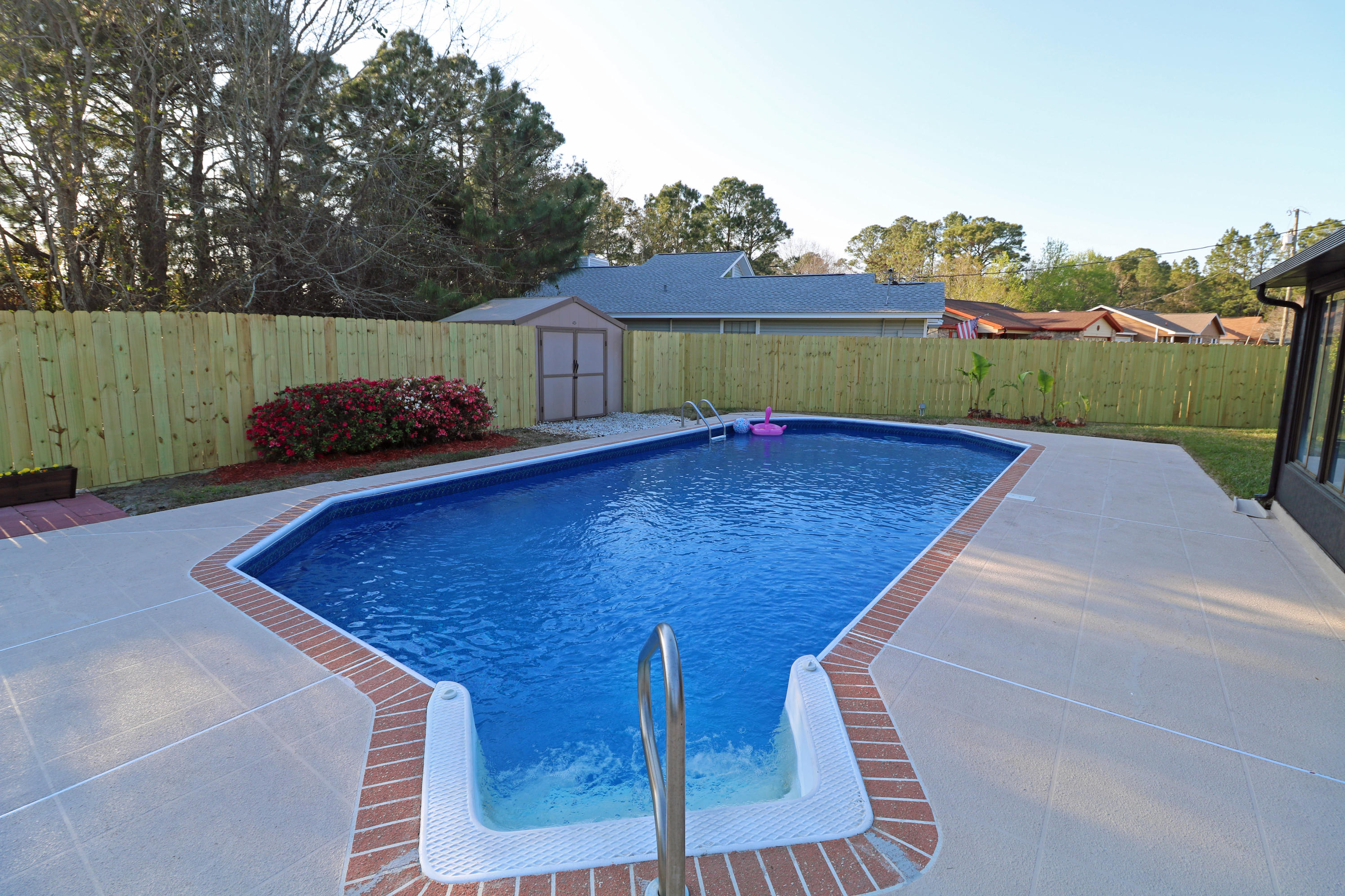 QUAIL RUN - Residential