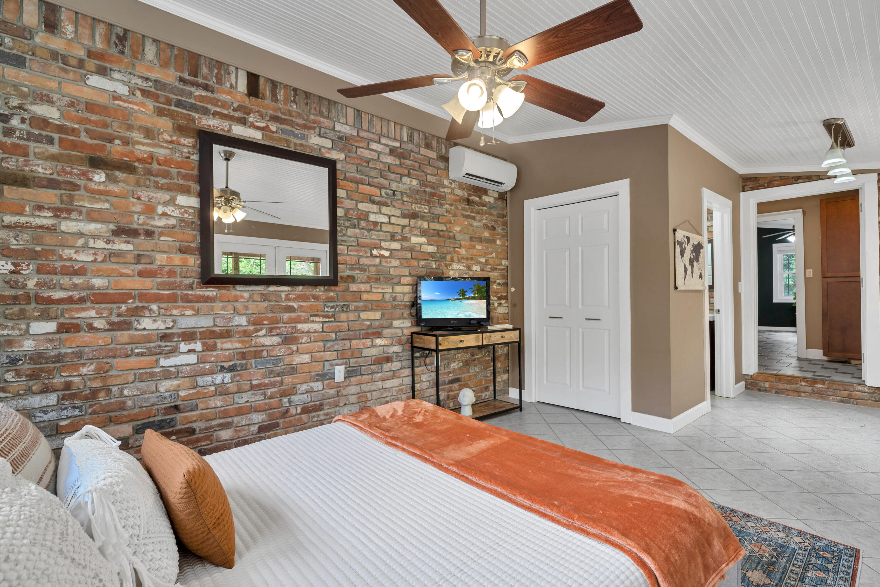 SPRINGHILL S/D LOT 23 - Residential Lease