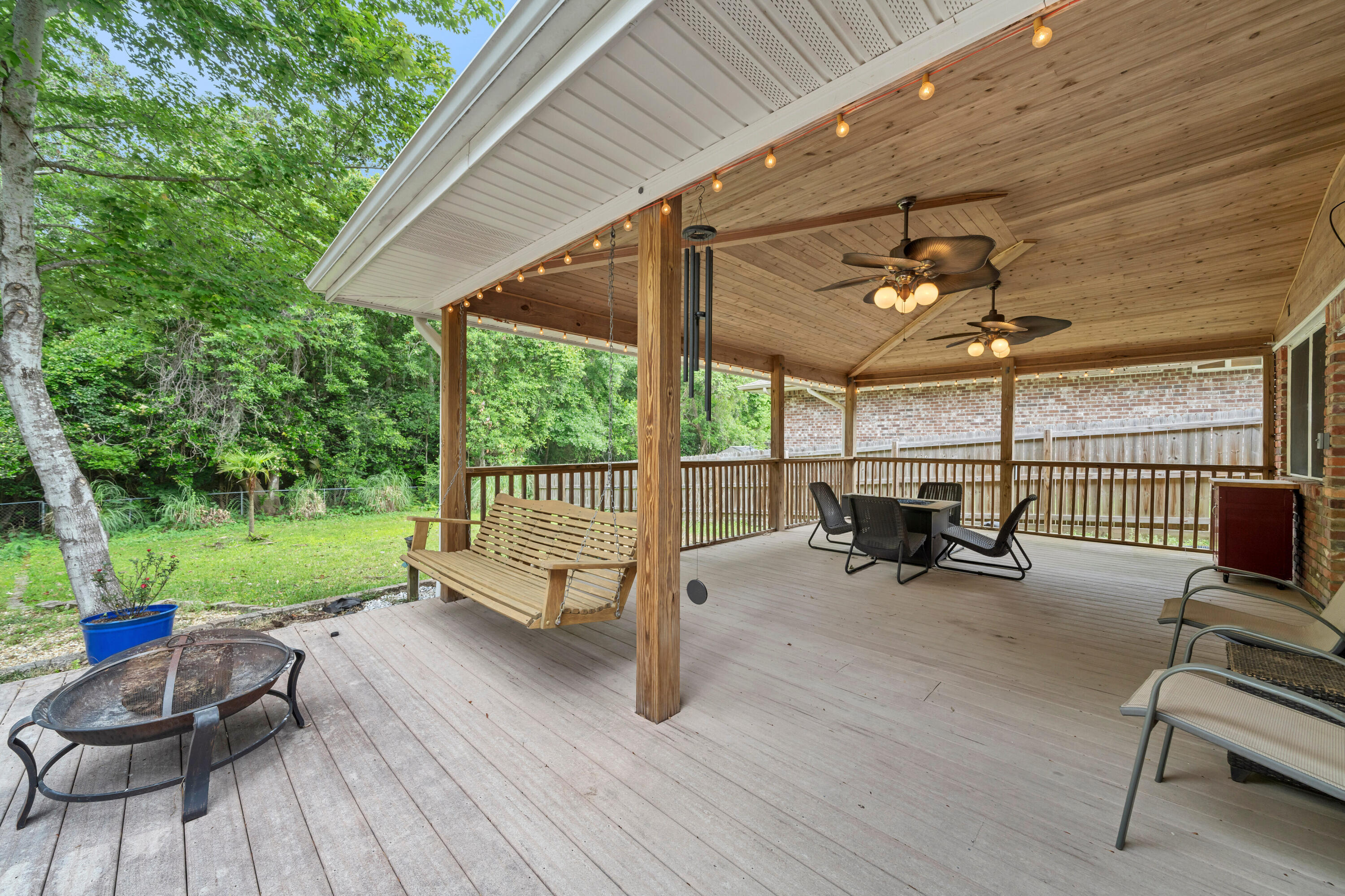 SPRINGHILL S/D LOT 23 - Residential Lease