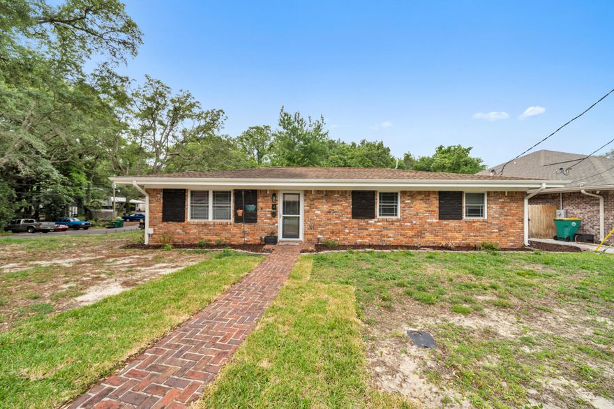 Available May 27! *HOME IS FULLY FURNISHED* variable lease options considered!!Charming home on Roundabend Road in Shalimar, Florida *Fully Furnished*. Highlights include bamboo wood floors, a spacious open kitchen with ample cabinets, stainless steel appliances, and granite countertops. An additional bedroom with a half bath offers versatility as an office or entertainment room, with access to the lovely backyard. Enjoy a bonus room, a separate dining area, and a primary suite with a walk-in closet and renovated bathroom. Enhanced with updated fixtures, the home features a ductless air conditioning/heating system for efficiency, along with a tankless water heater. *Garage Excluded**Pets Considered with Owner Approval!*To help ensure ALL of our residents review our pet and animal