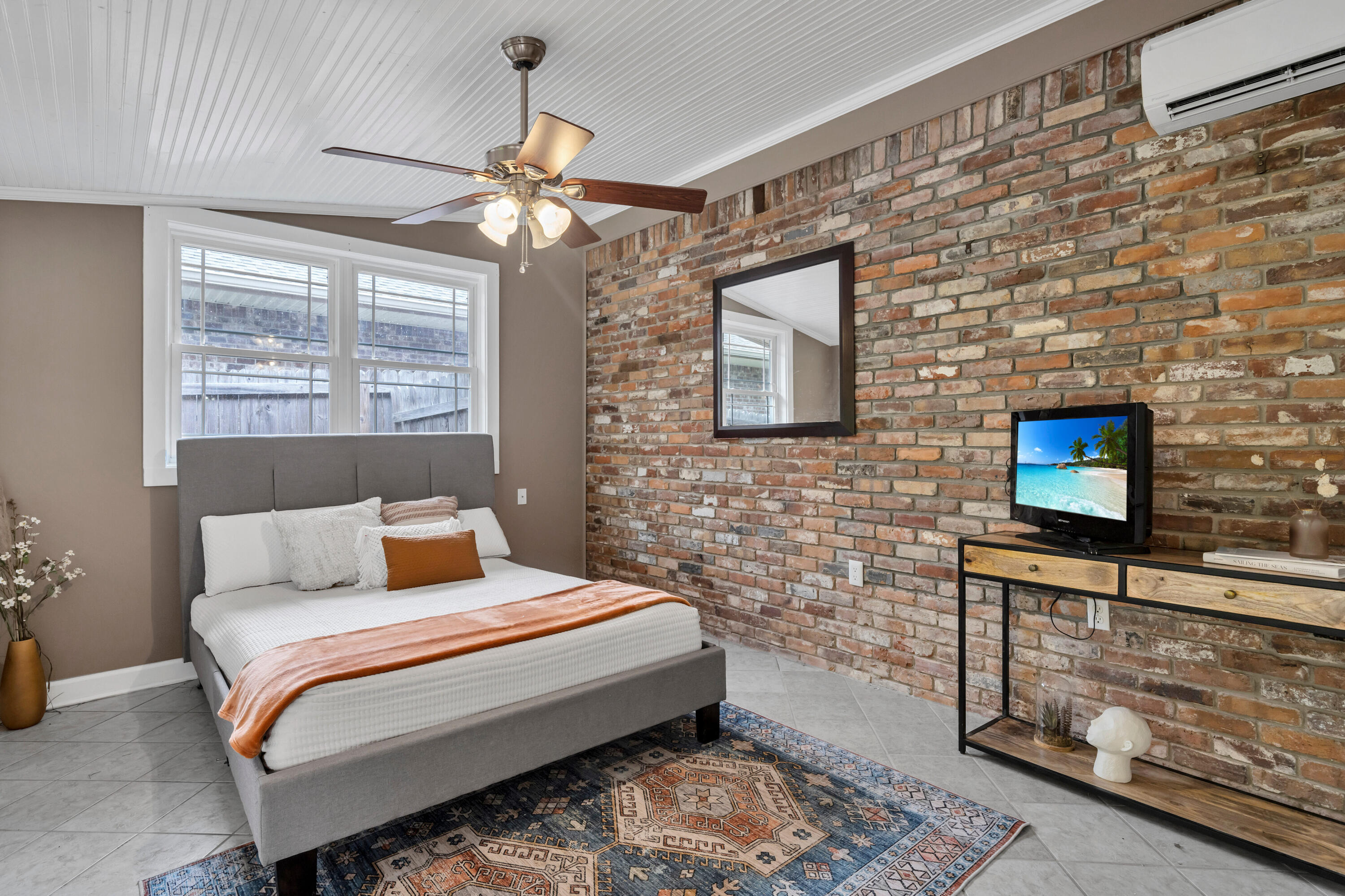 SPRINGHILL S/D LOT 23 - Residential Lease