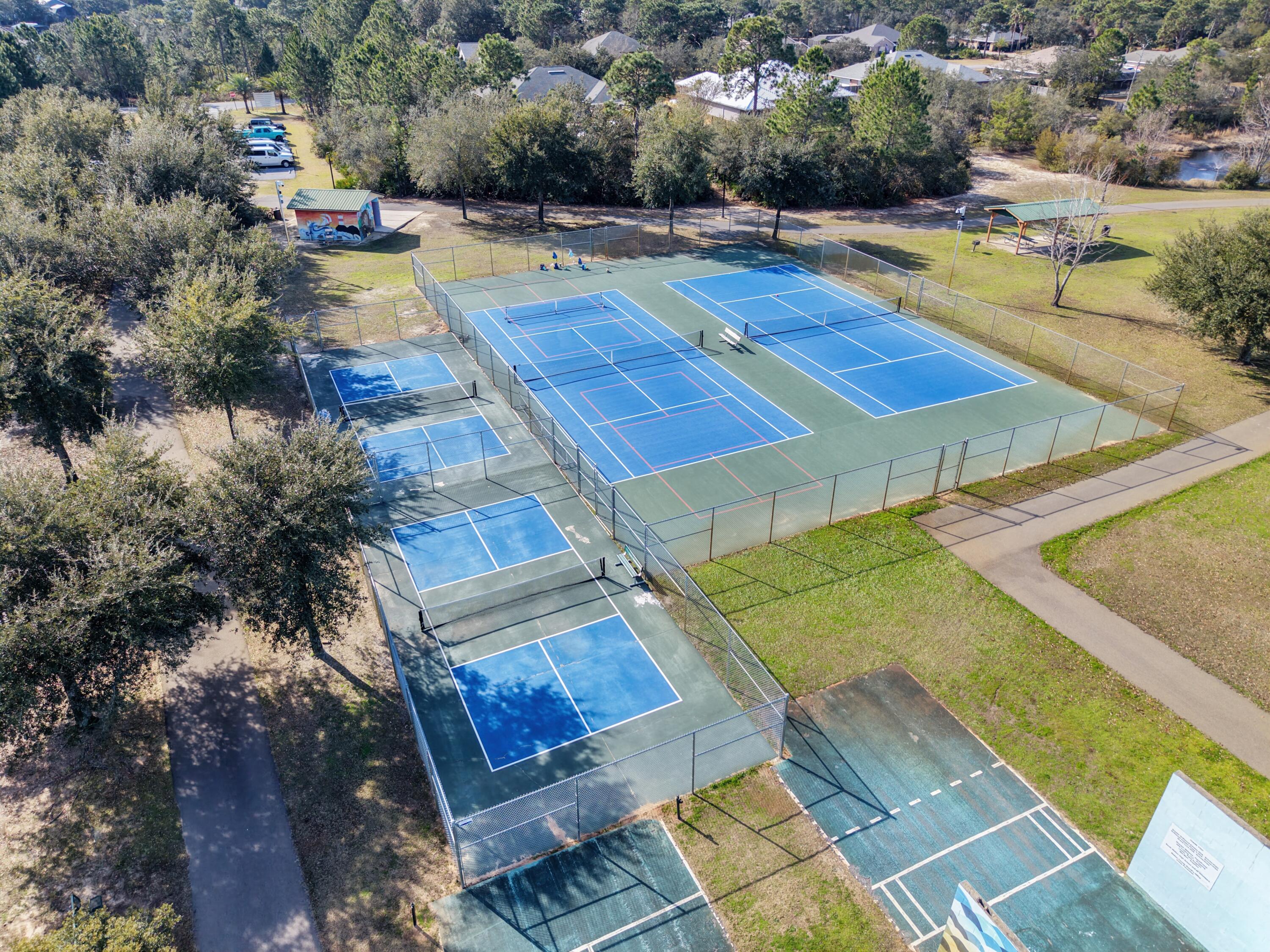 DRIFTWOOD ESTATES - Residential