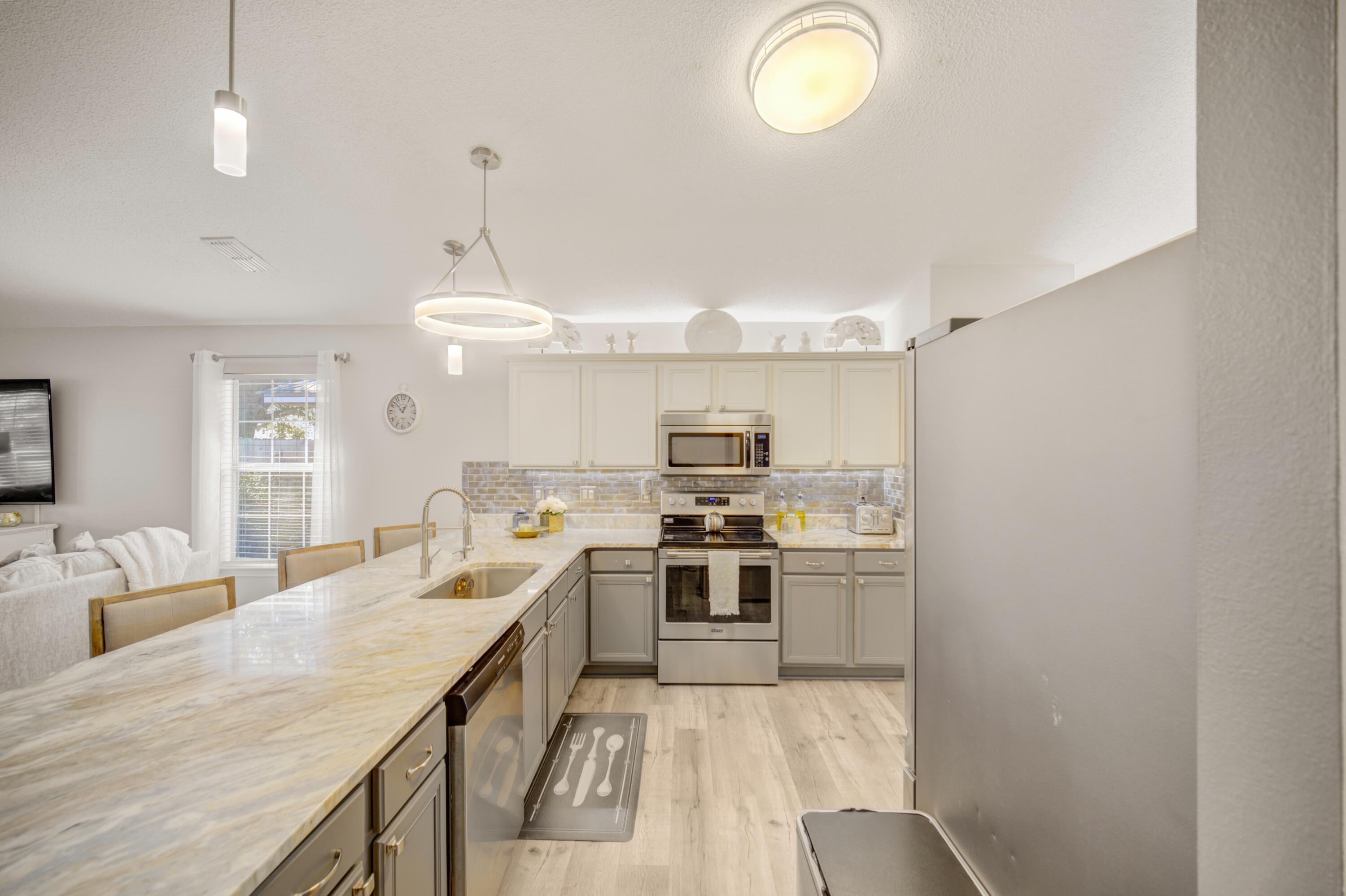 DRIFTWOOD ESTATES - Residential