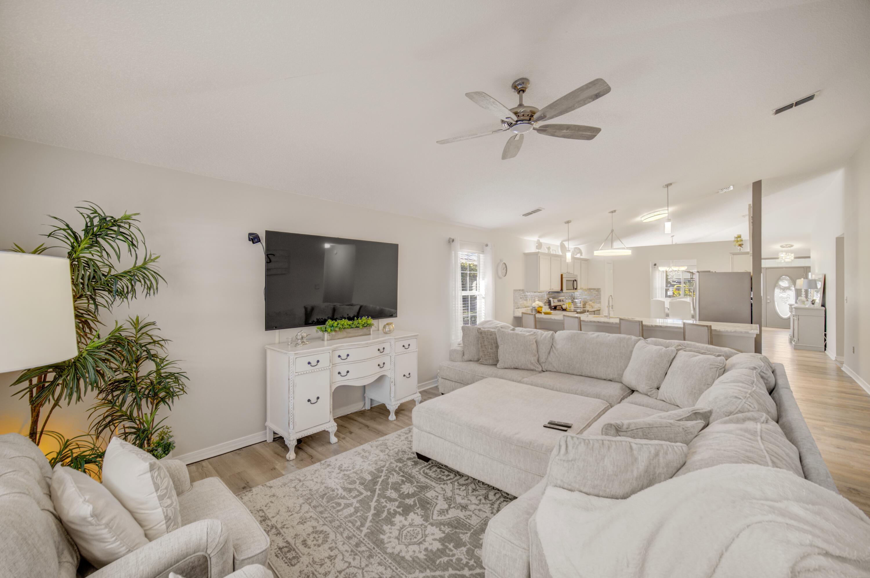 DRIFTWOOD ESTATES - Residential