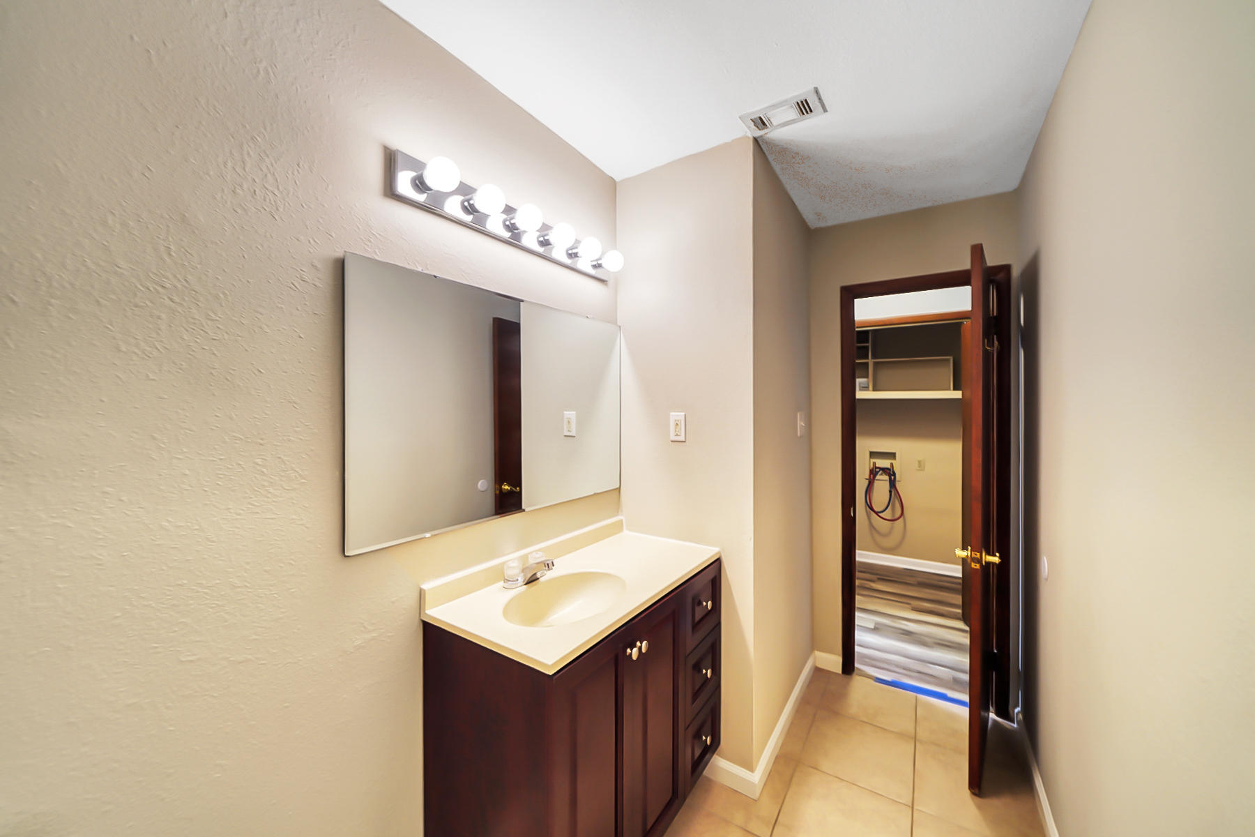 VALPARAISO PLAT 01 - Residential