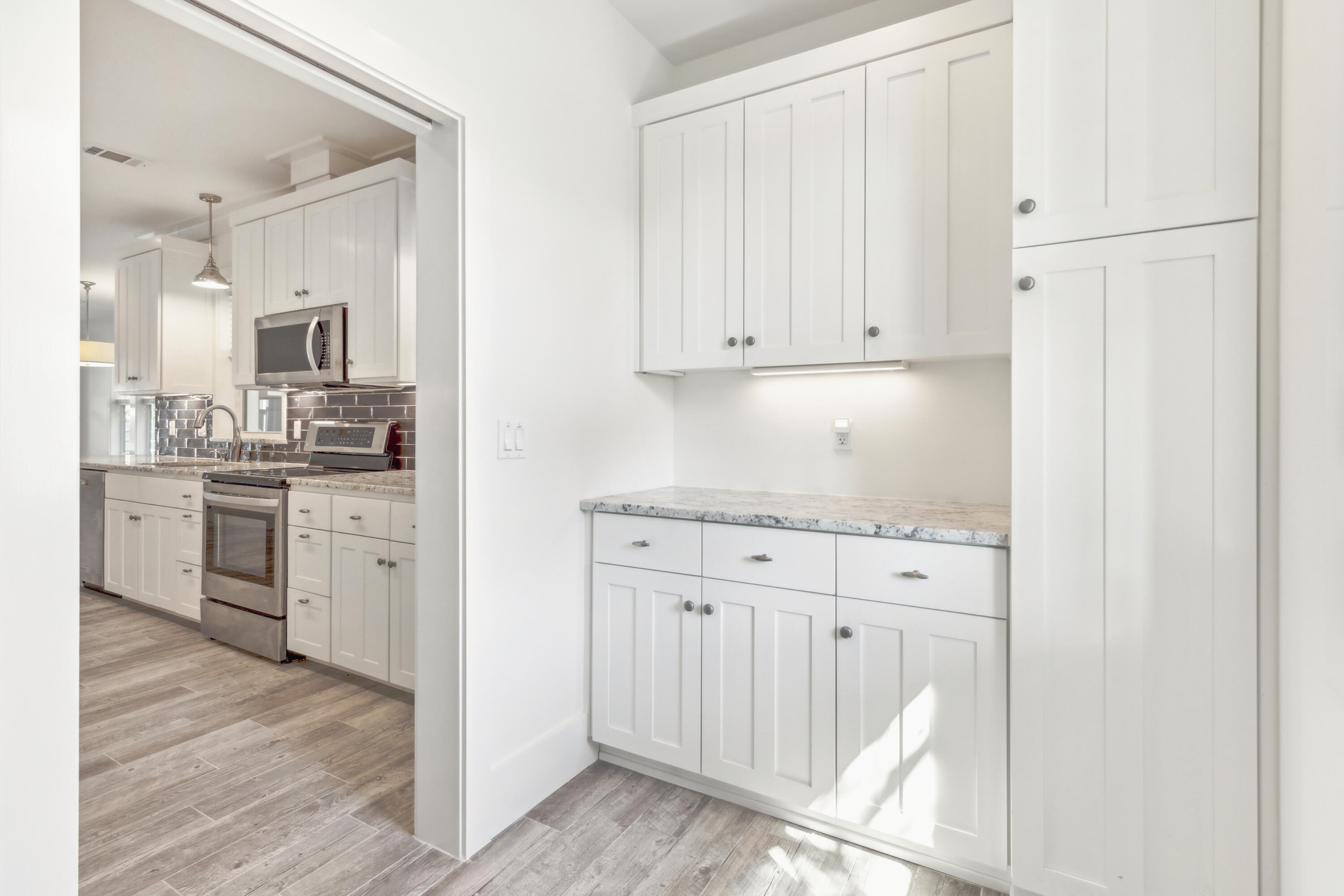 ROLLING DUNES ESTATES UNIT 2 - Residential Lease
