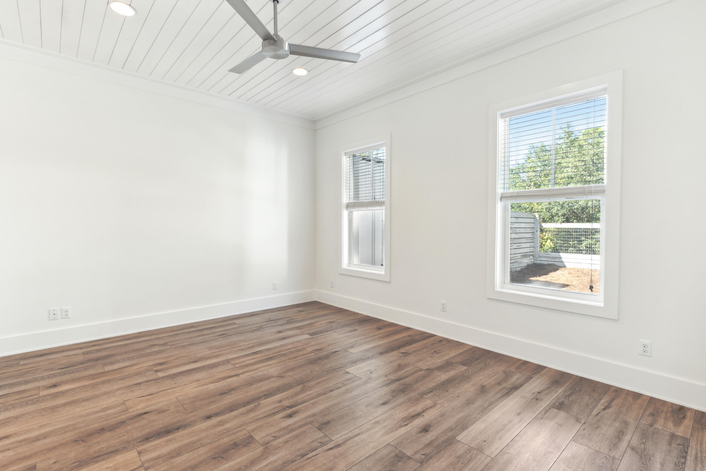 ROLLING DUNES ESTATES UNIT 2 - Residential Lease