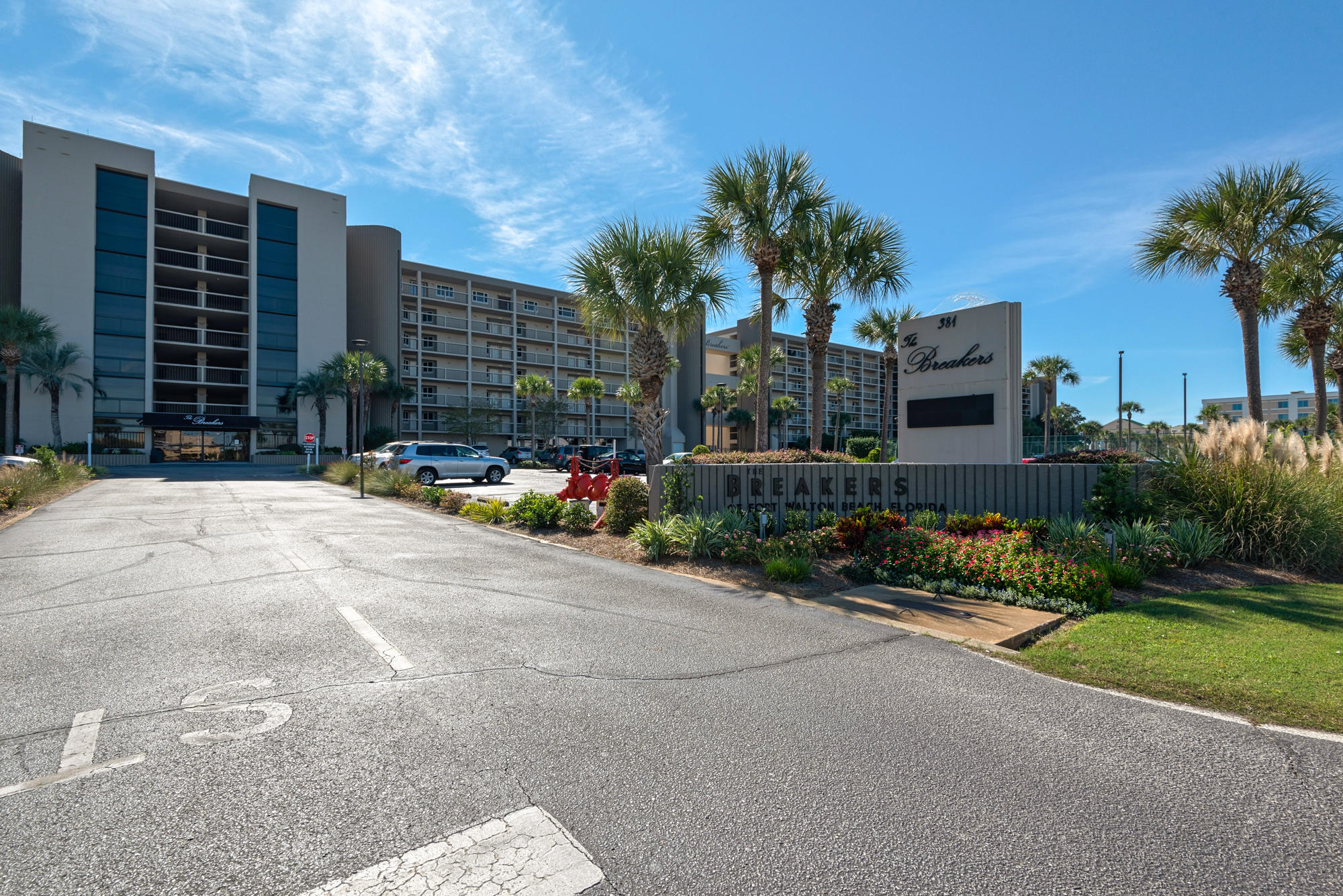 BREAKERS OF FWB PH 1 - Residential