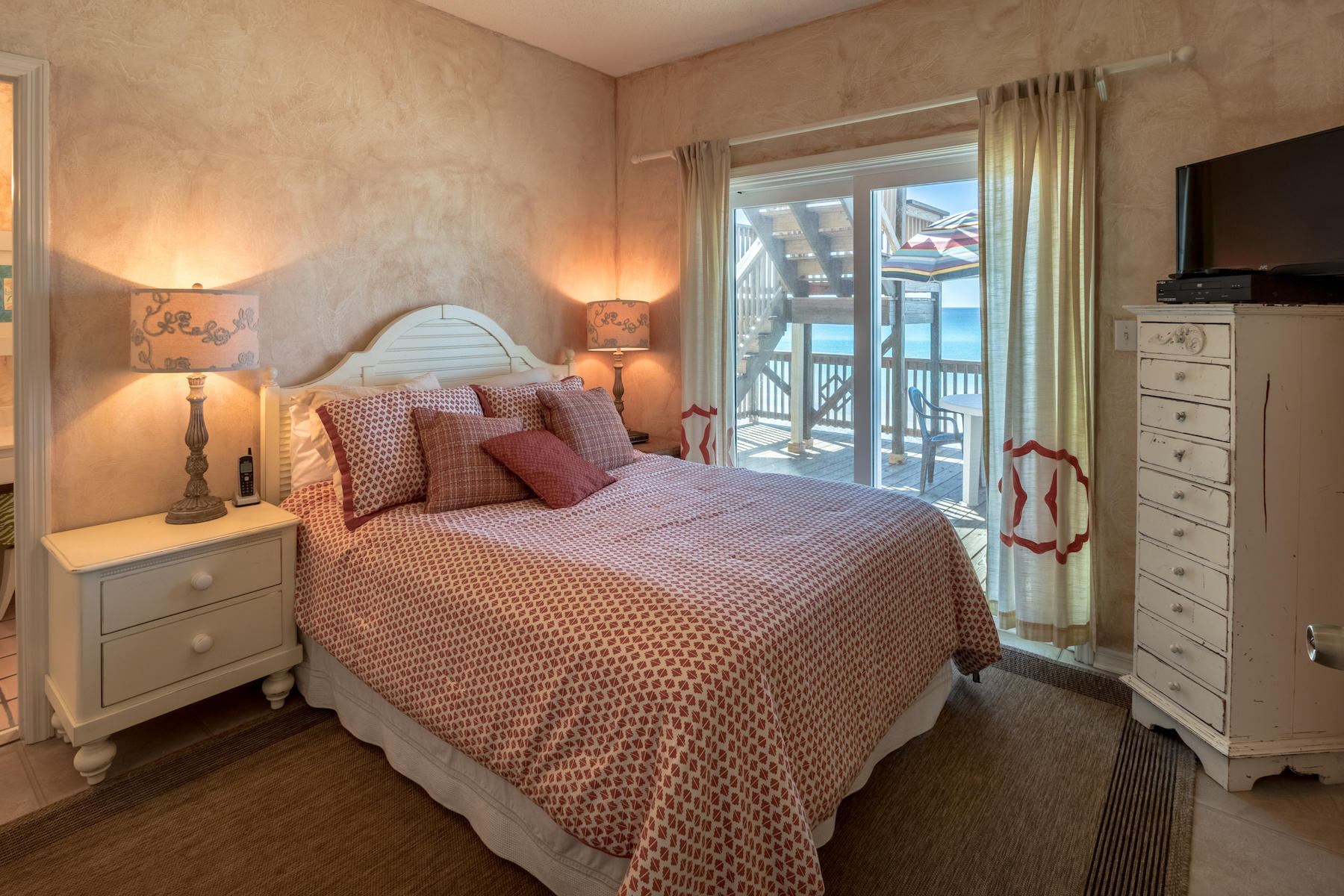 EASTERN LAKE S/D - Residential