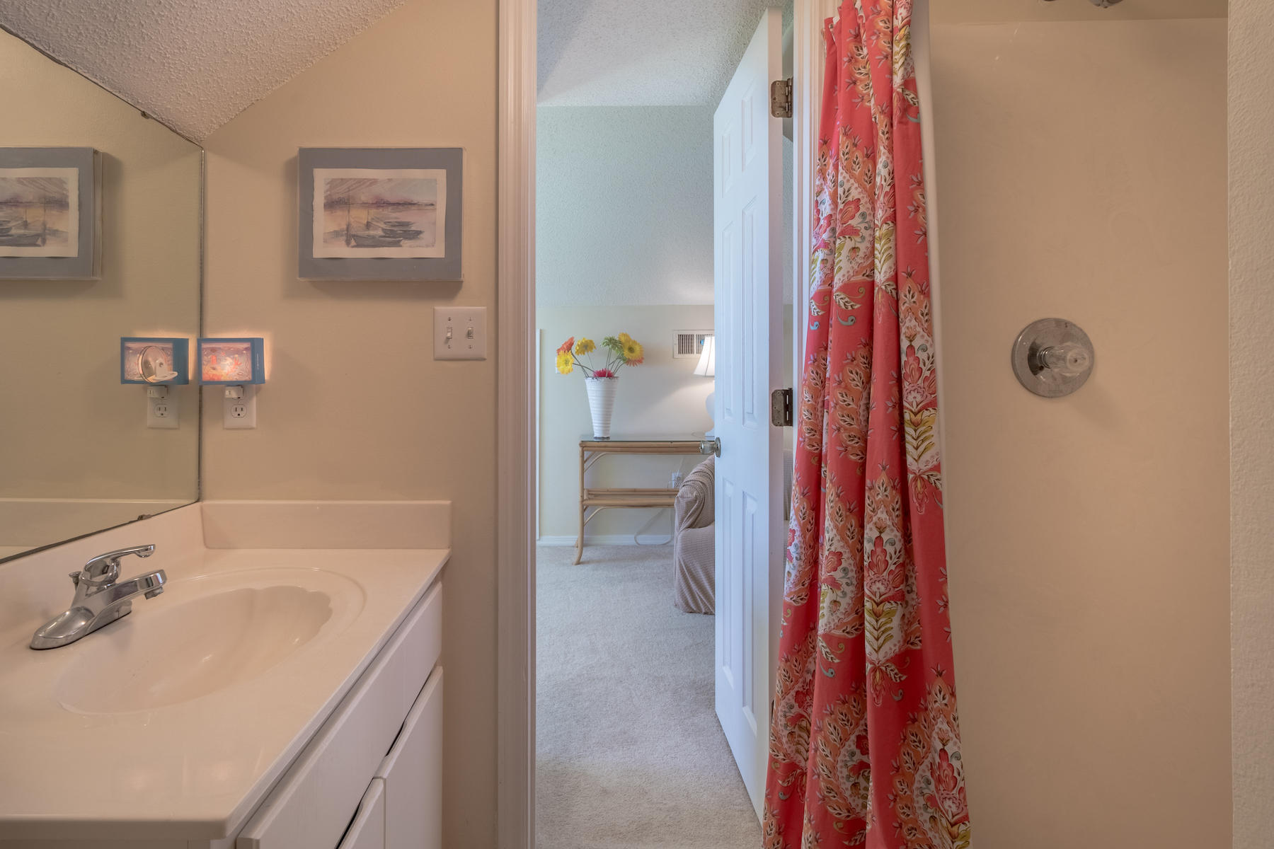 EASTERN LAKE S/D - Residential