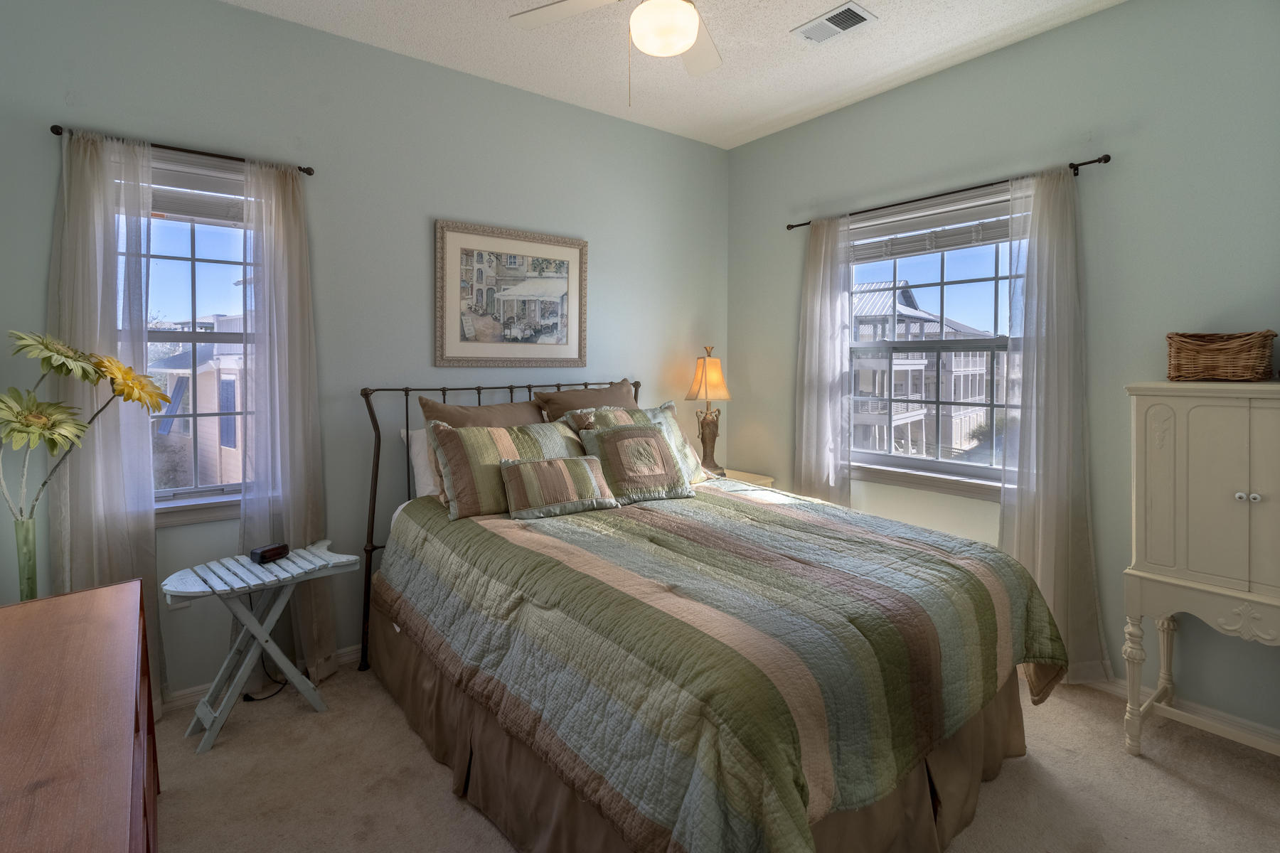 EASTERN LAKE S/D - Residential