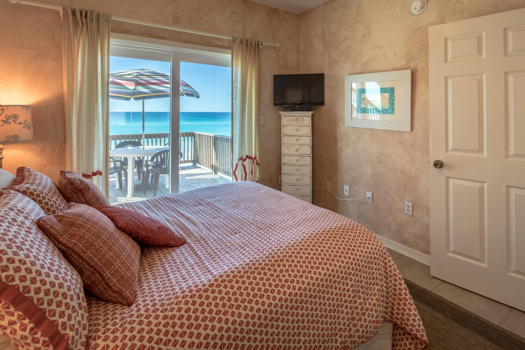 EASTERN LAKE S/D - Residential