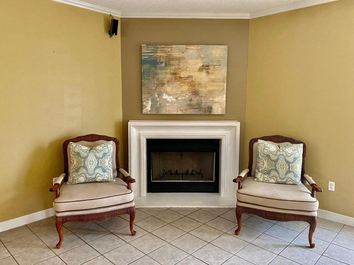 ESCADA - Residential